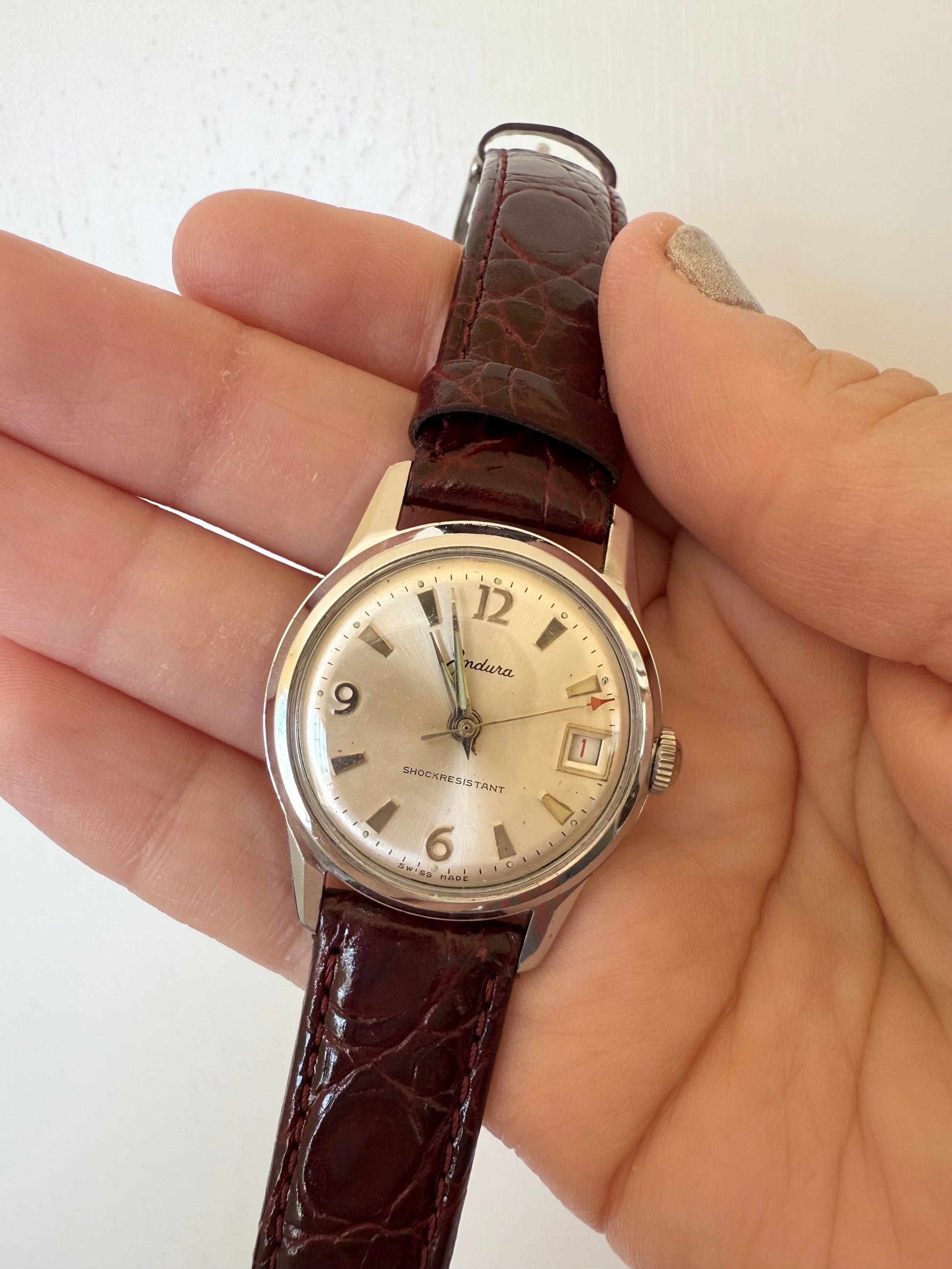 1960’s Endura Swiss Made Mechanical Shock Resistant Watch