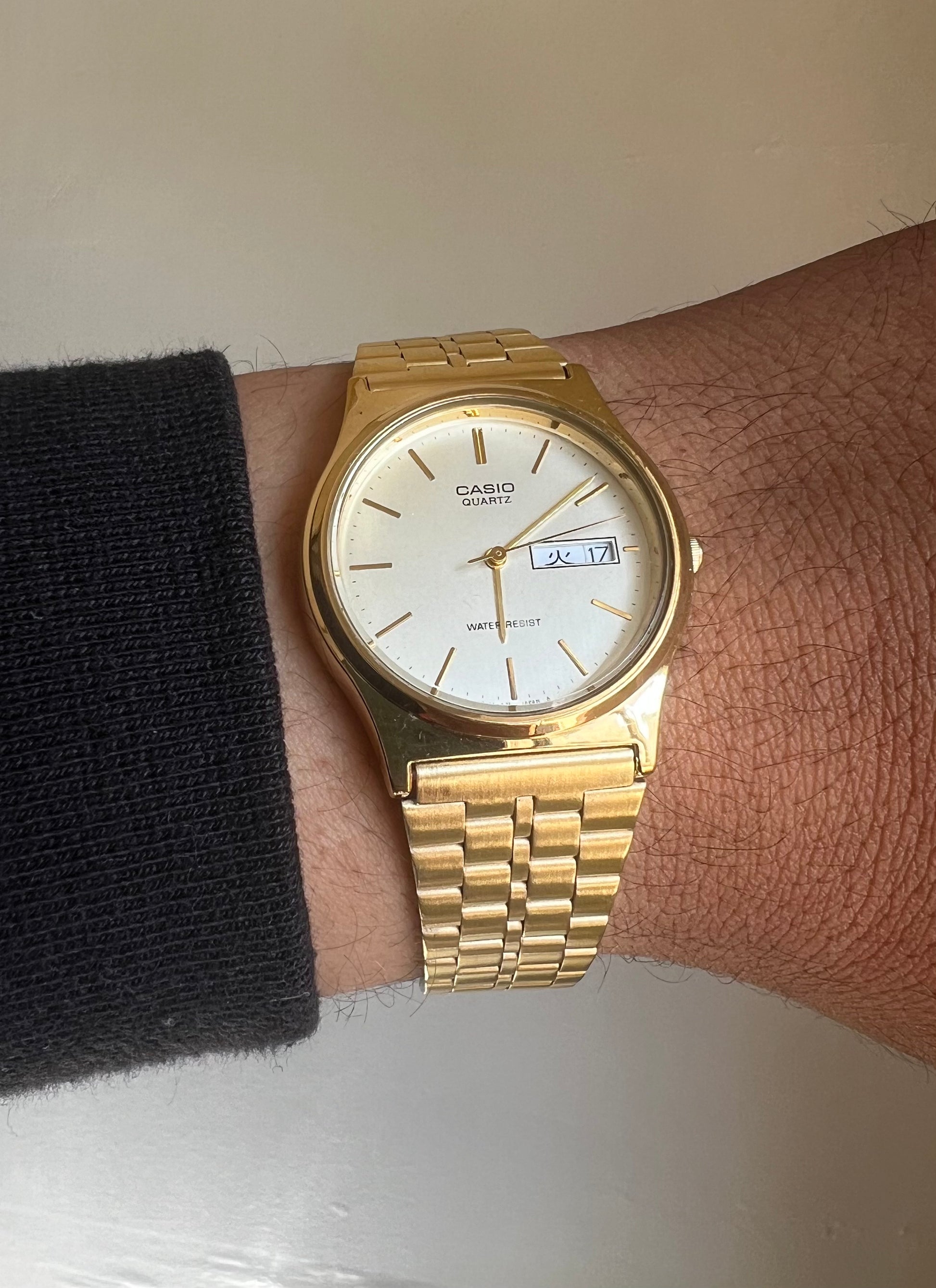 Casio Vintage Quartz MQ-514 “Kanji” Day Date Gold Tone Watch