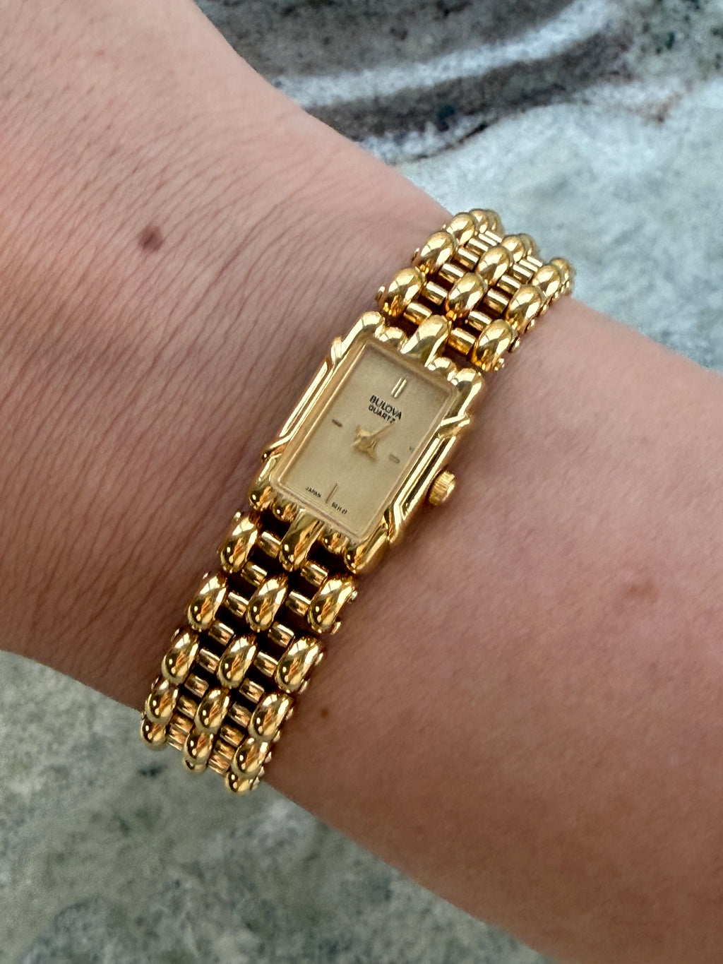 1998 Bulova Quartz Gold Tone Bracelet Tank Watch