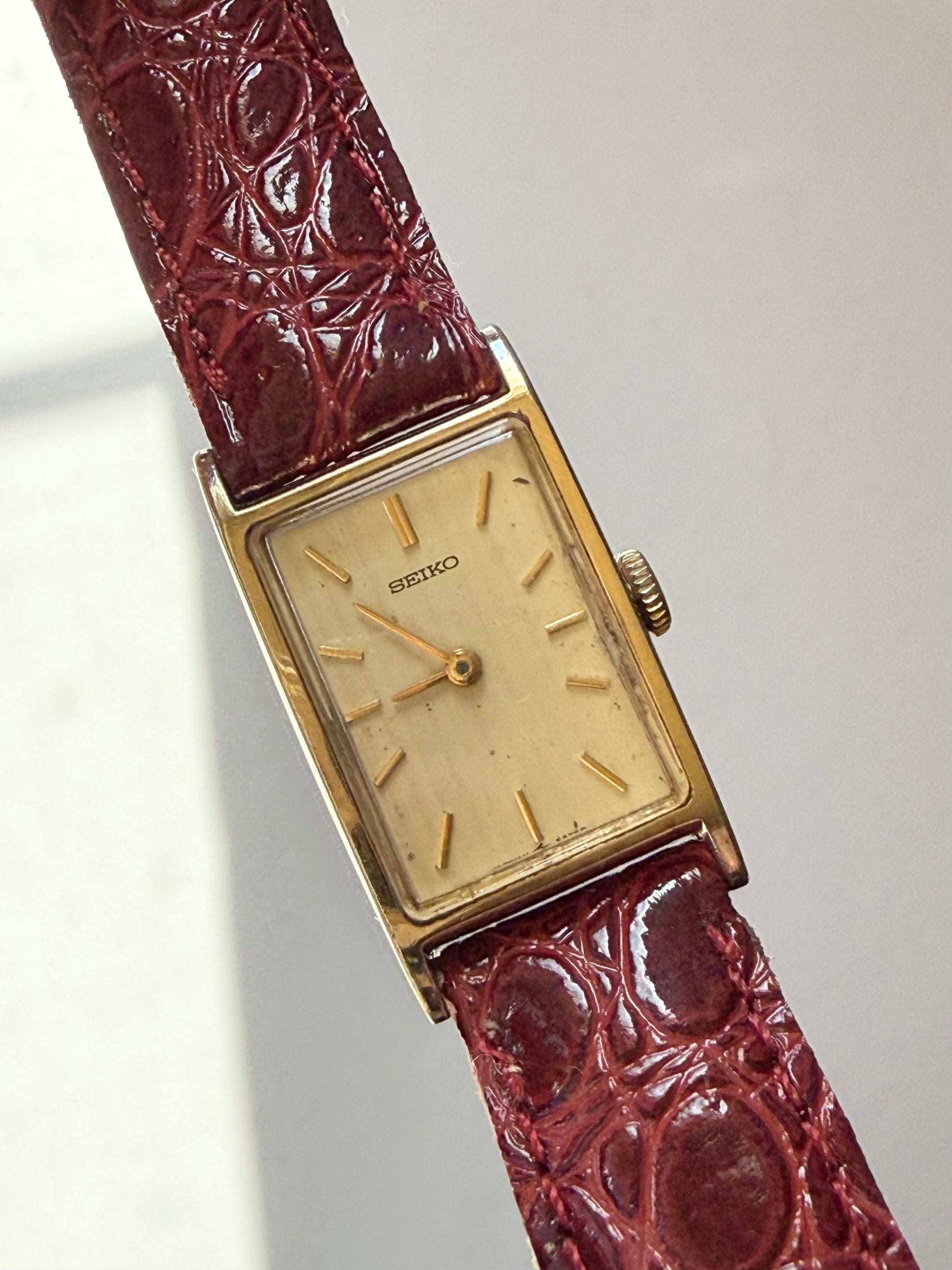 1969 Seiko Gold Tone Mechanical Wind Up Watch