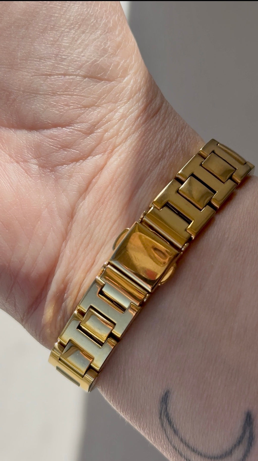 2000’s Citizen Quartz Gold Tone Tank Watch