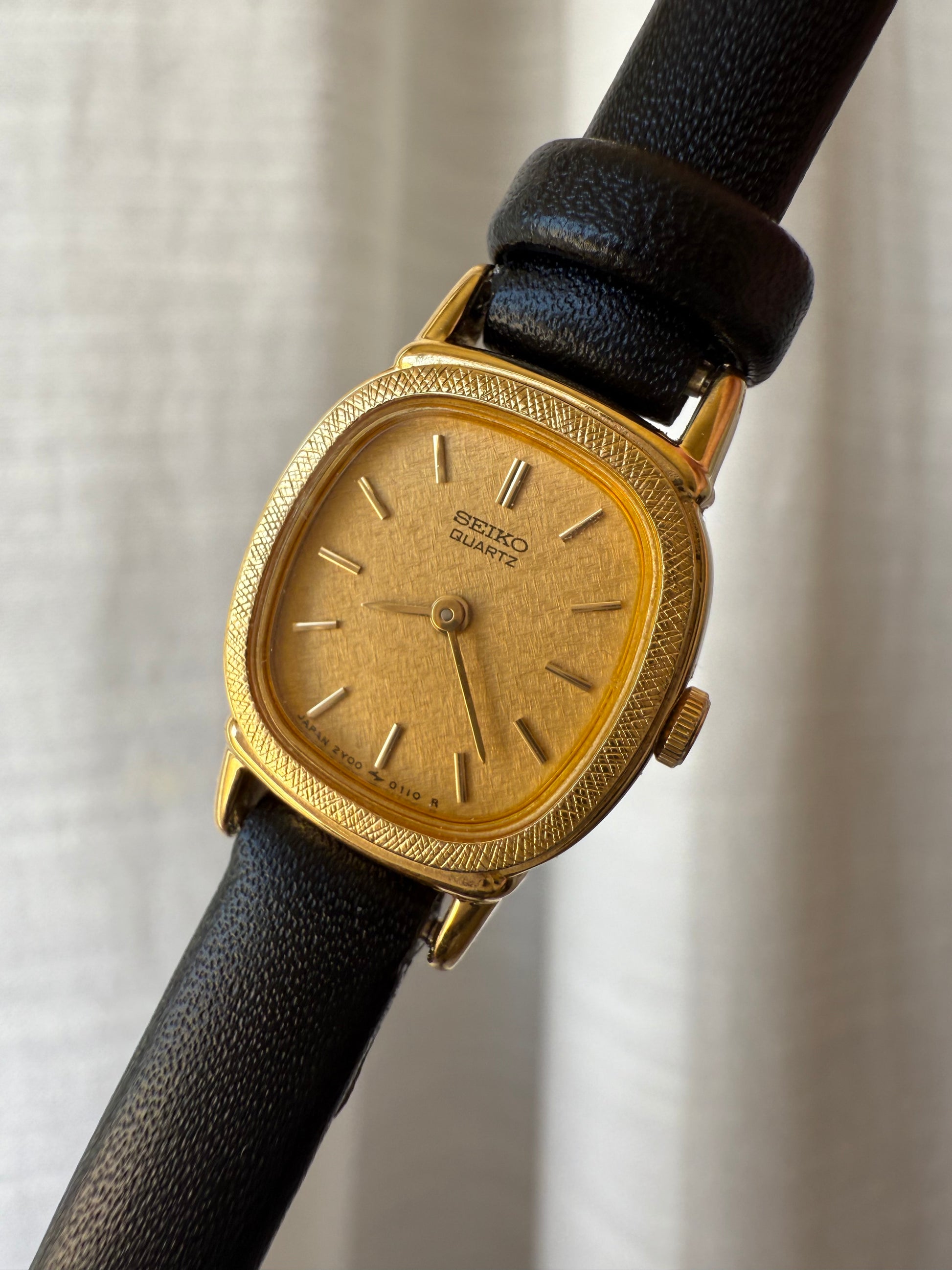 1997 Seiko Quartz Gold Tone Tonneau Watch
