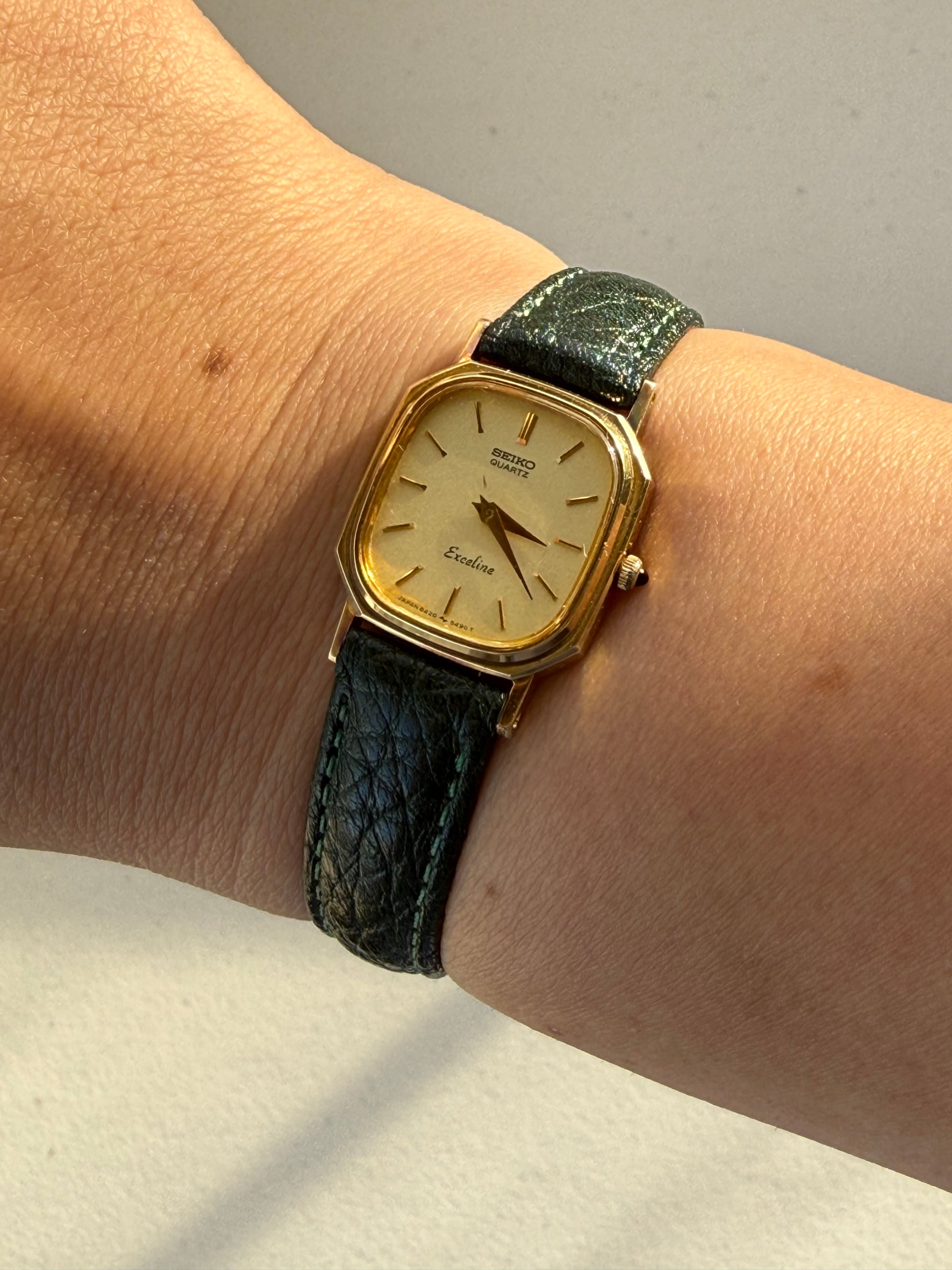 1983 Seiko Quartz Exceline Gold Plated Tank Watch