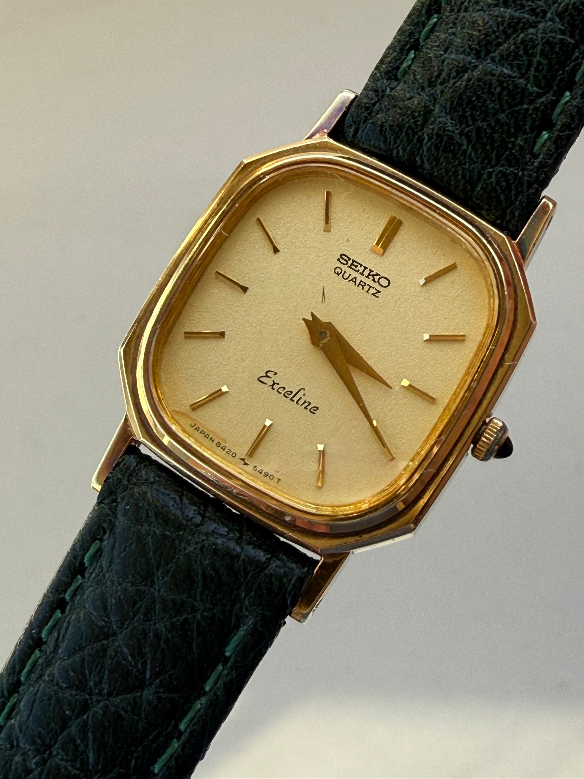 1983 Seiko Quartz Exceline Gold Plated Tank Watch