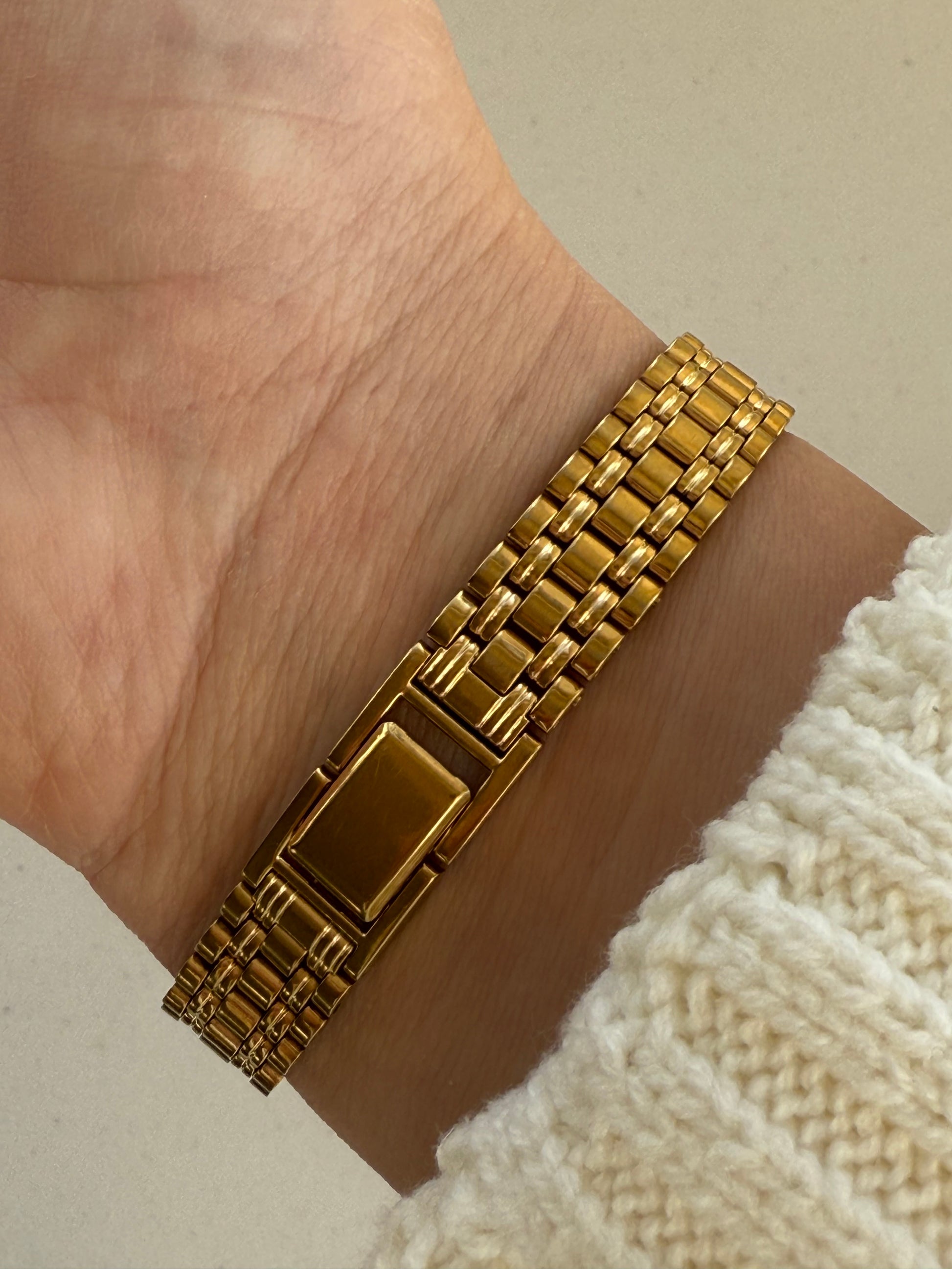 1990’s Seiko Quartz Tank Watch