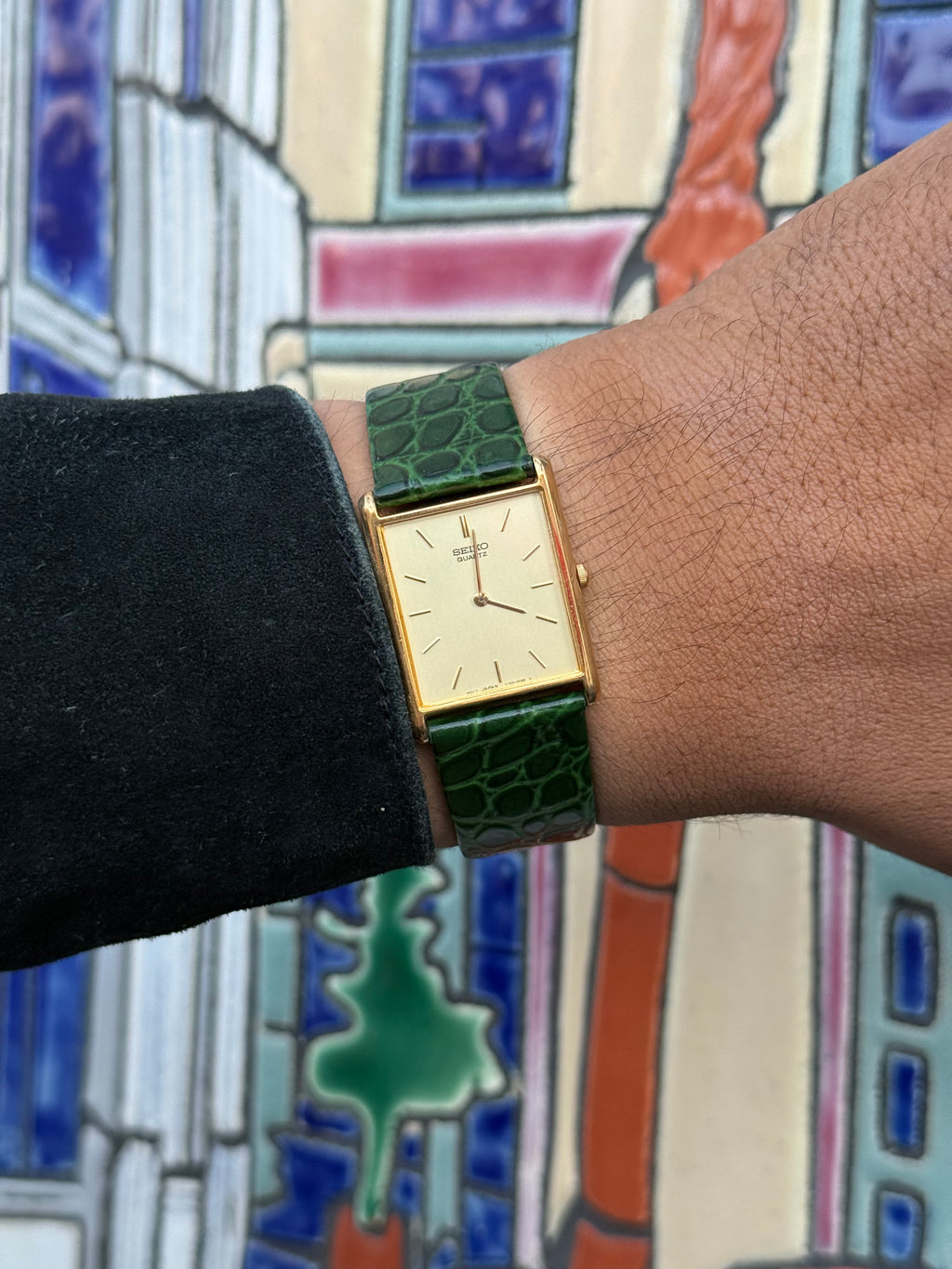 1995 Seiko Quartz Gold Tone Tank Watch