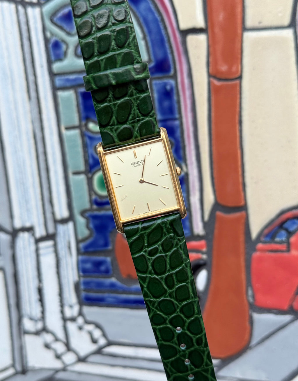 1995 Seiko Quartz Gold Tone Tank Watch