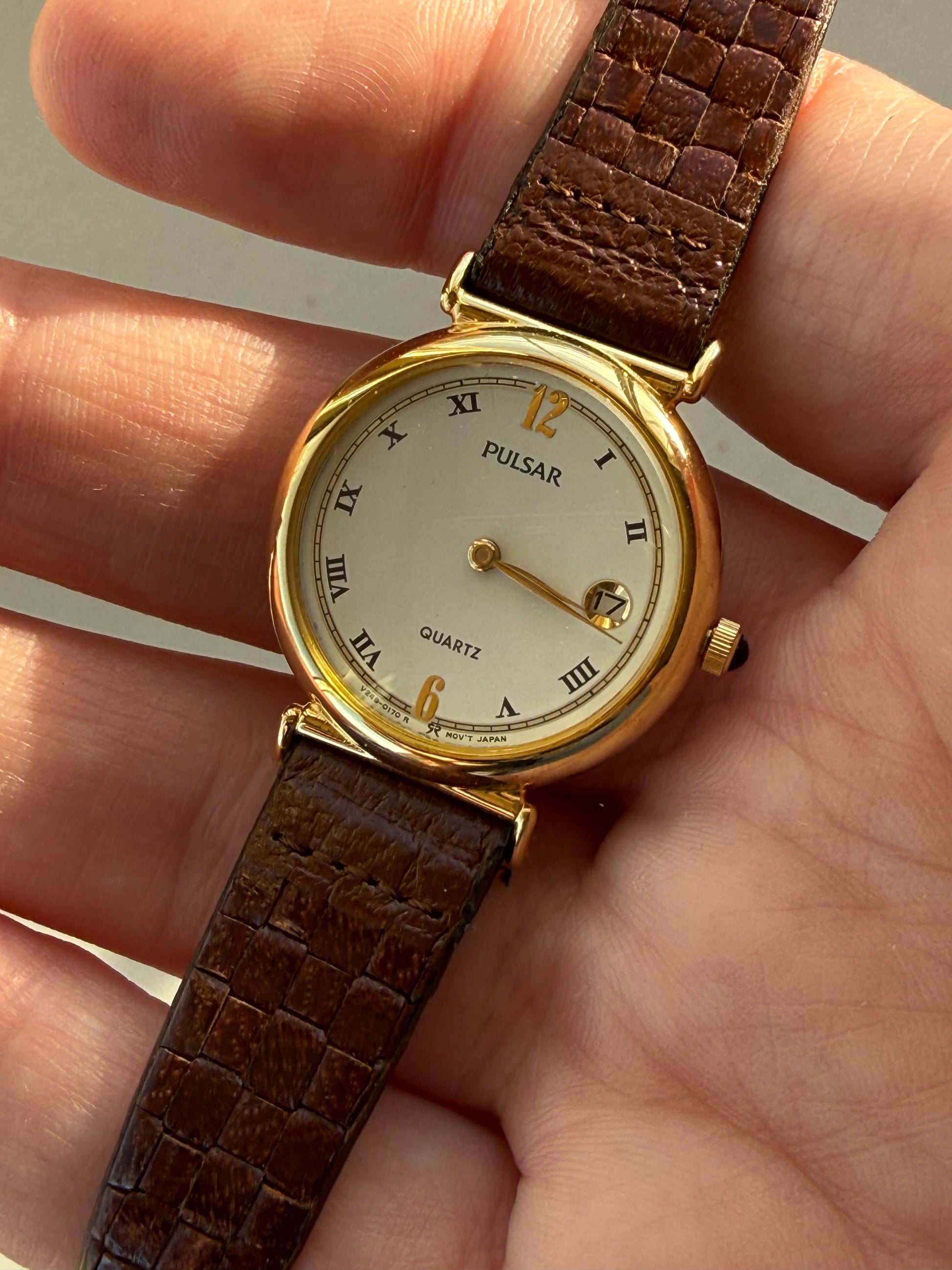 1988 Pulsar Quartz By SEIKO Gold Tone Watch