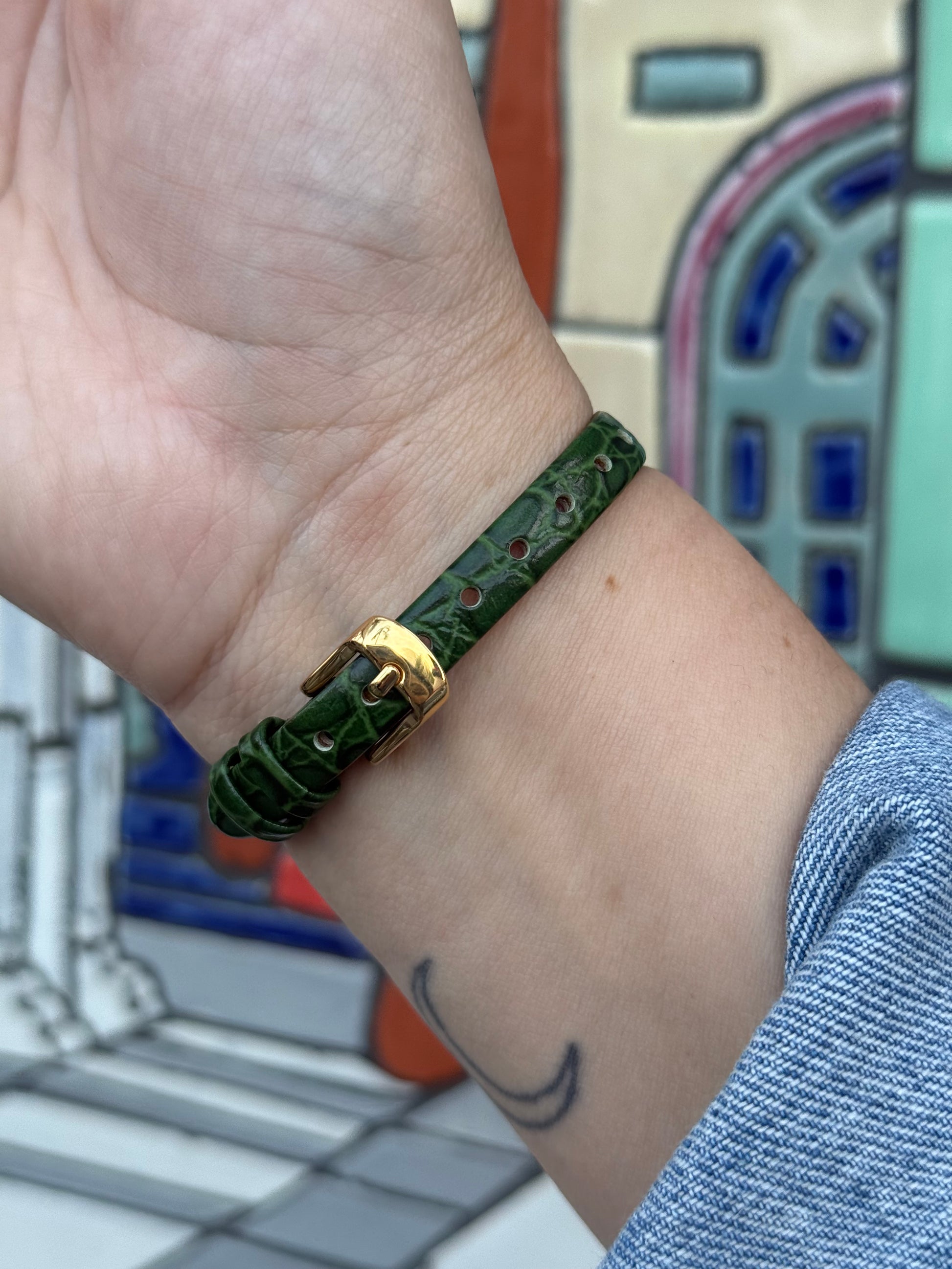 1996 Seiko Quartz Gold Tone Tank Watch