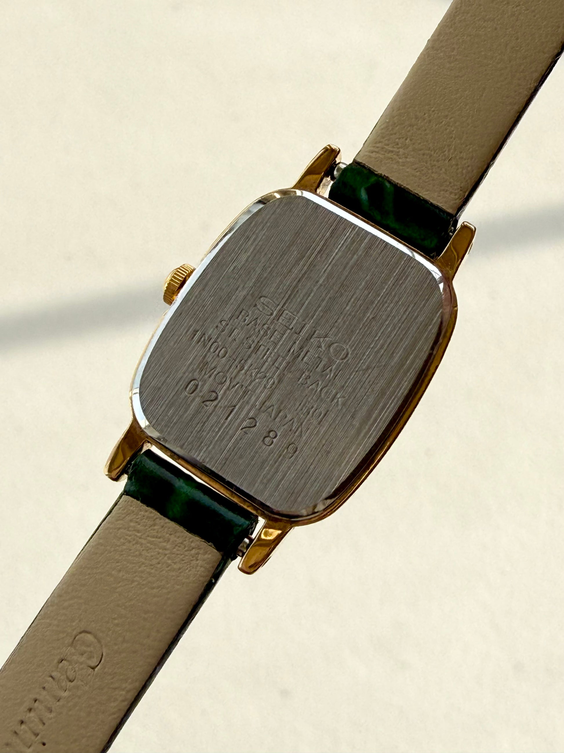 2000 Seiko Gold Tone Barrel Tank Watch