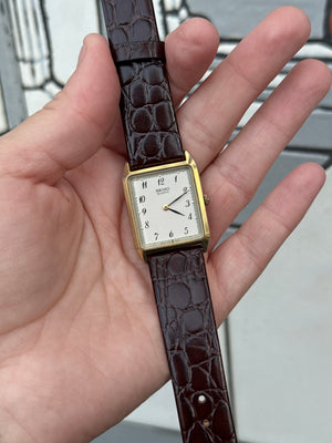 1997 Seiko Quartz Gold Tone Tank Watch
