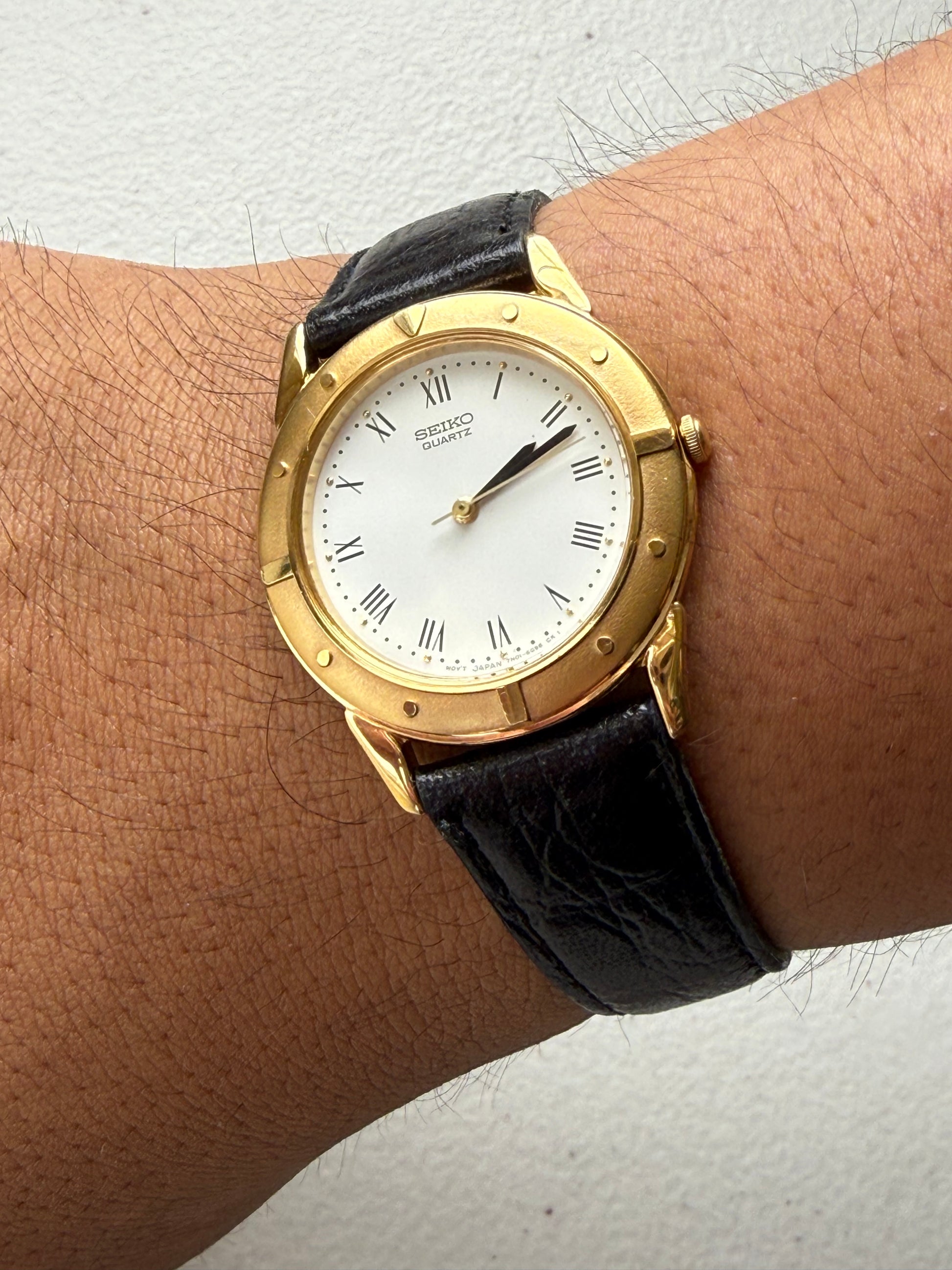 1994 Seiko Quartz Roman Nautical Gold Tone Watch