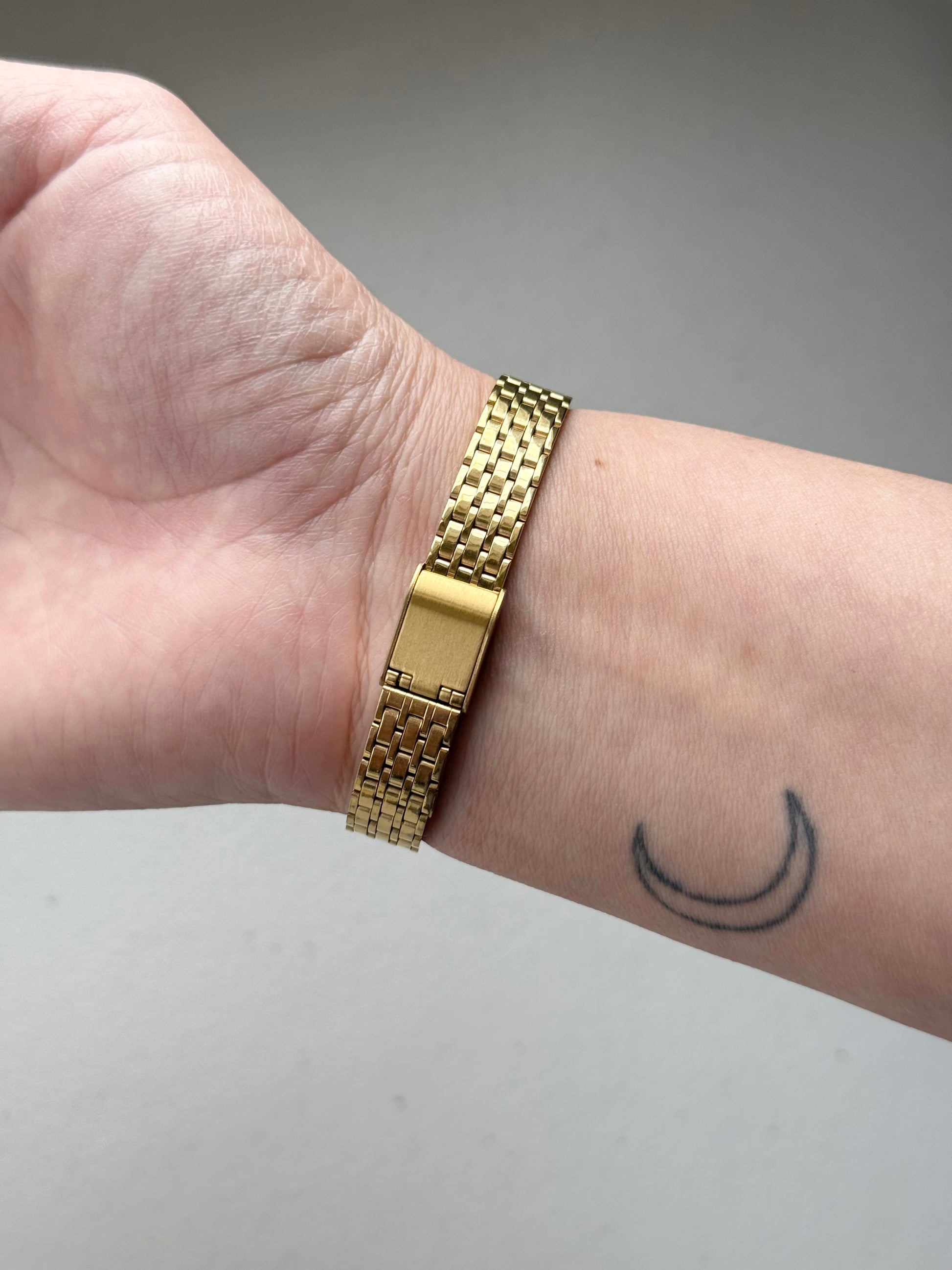 1991 Seiko Quartz SX Gold Tone Tank Watch