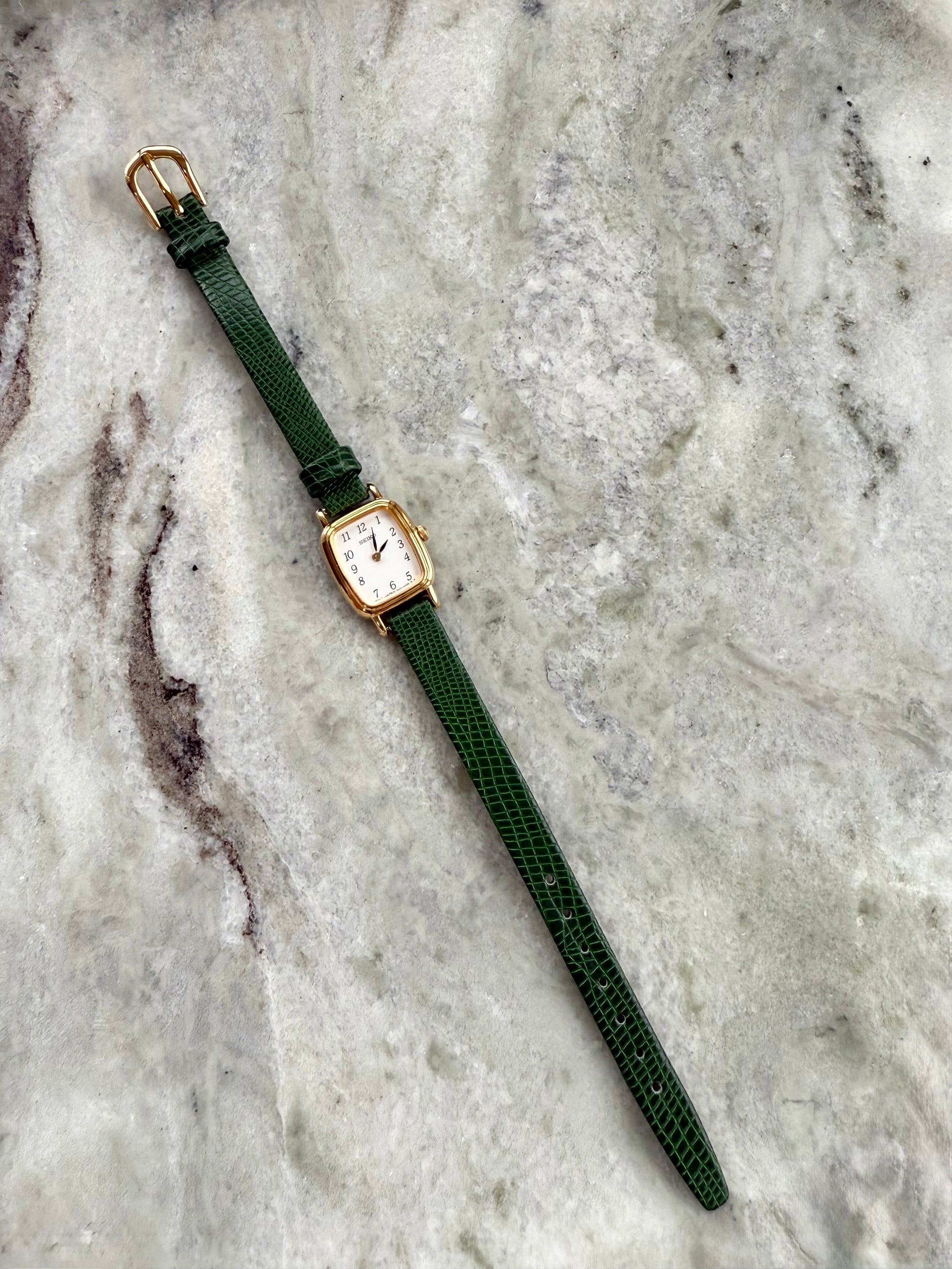 1996 Seiko Gold Tone Barrel Tank Watch