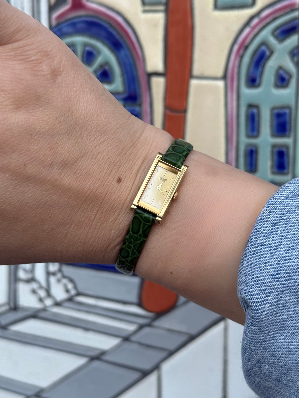 1996 Seiko Quartz Gold Tone Tank Watch