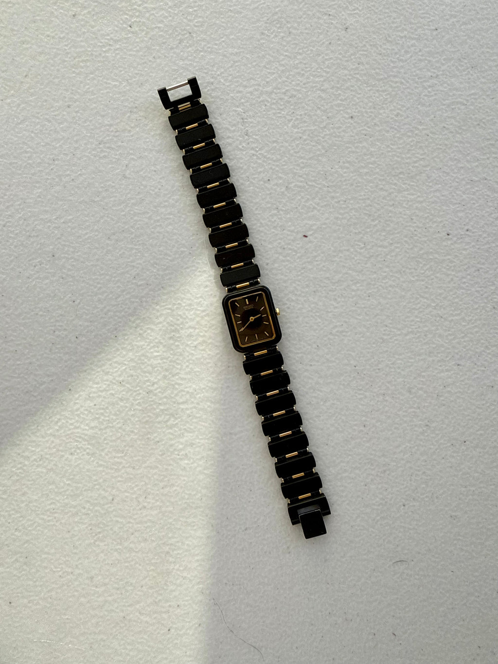 1994 Seiko Quartz Two Tone (Black/Gold) Tank Watch