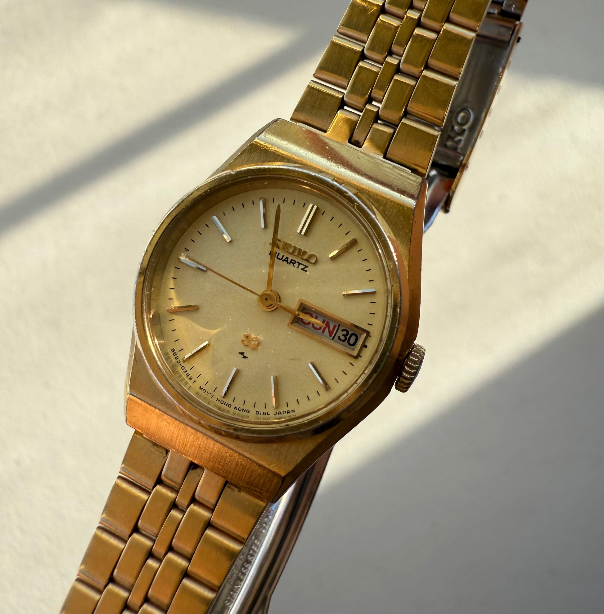 1982 Seiko Quartz SQ Gold Tone Day Date Watch
