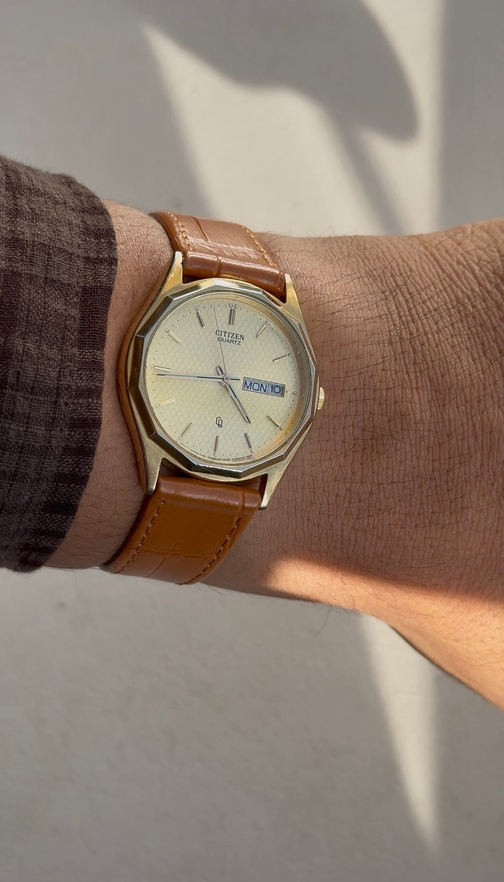 1980's Citizen Quartz CQ Gold Tone Decagon Day Date Watch