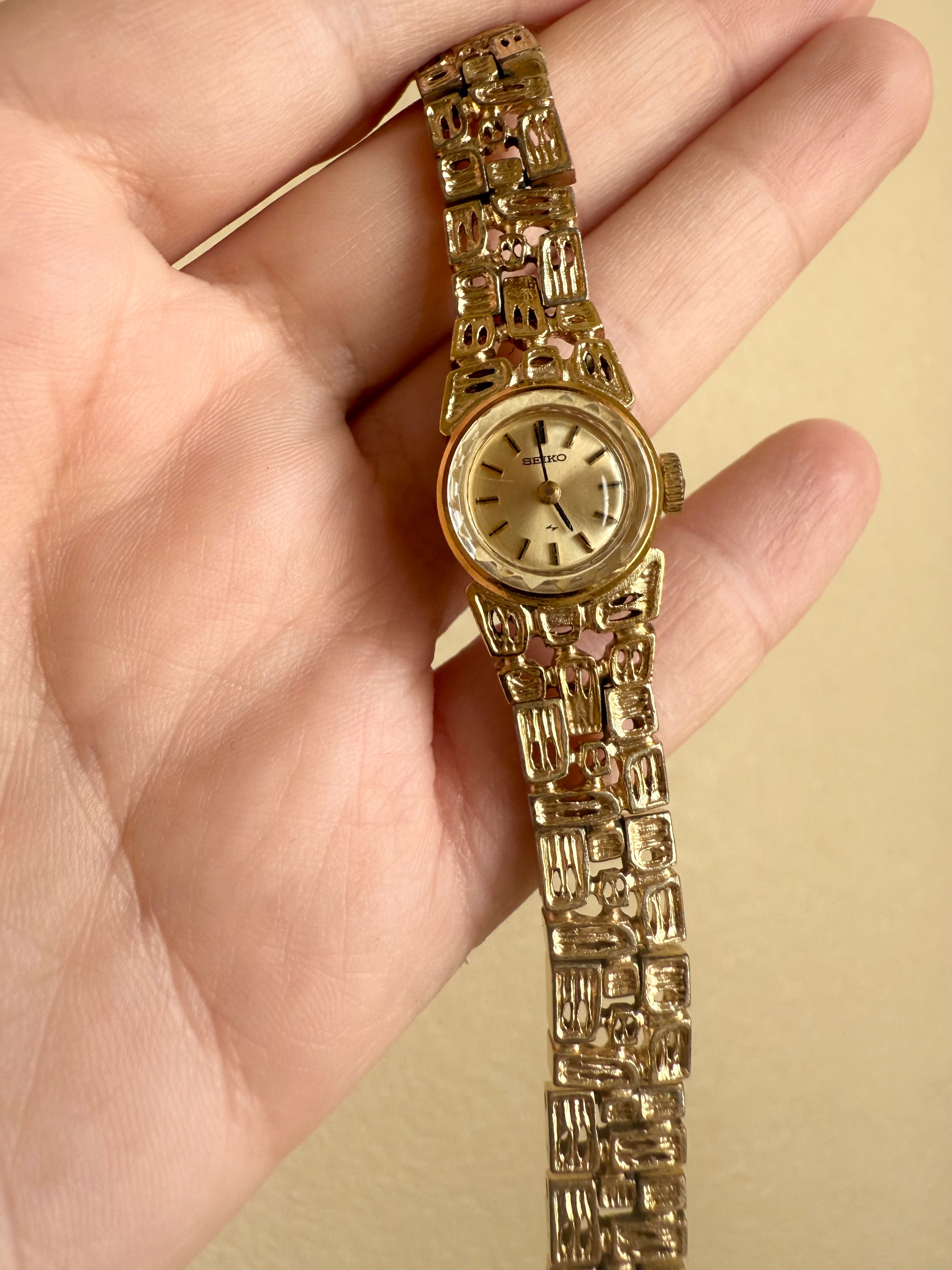 1976 Seiko Gold Tone Mechanical Watch