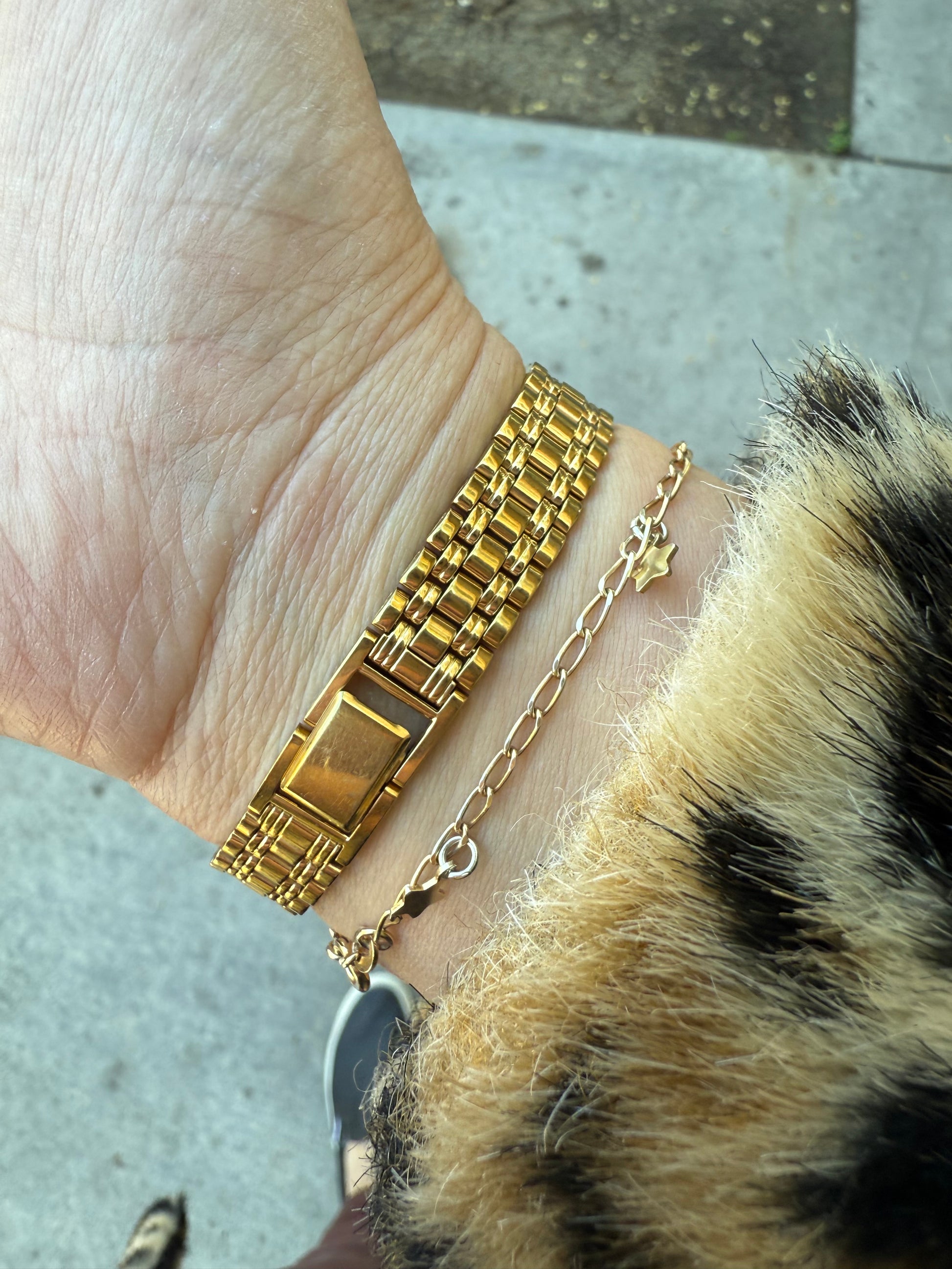 1991 Seiko Quartz Gold Tone Tank