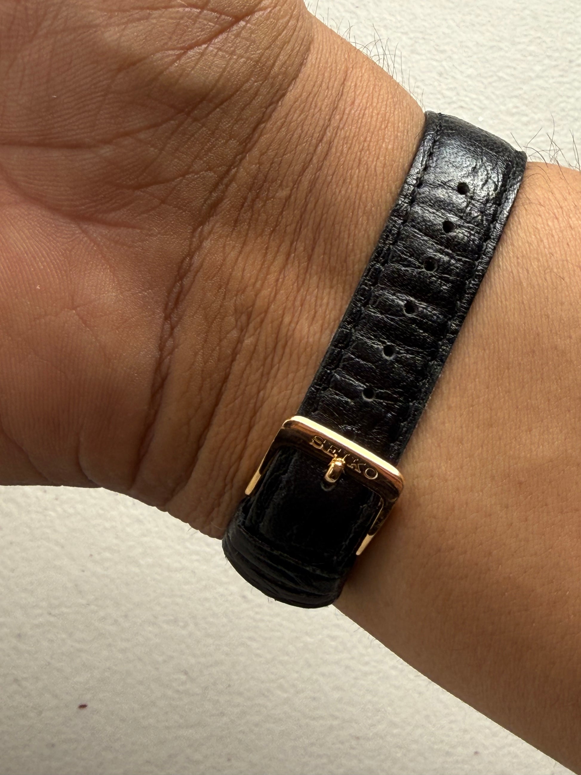 1994 Seiko Quartz Roman Nautical Gold Tone Watch