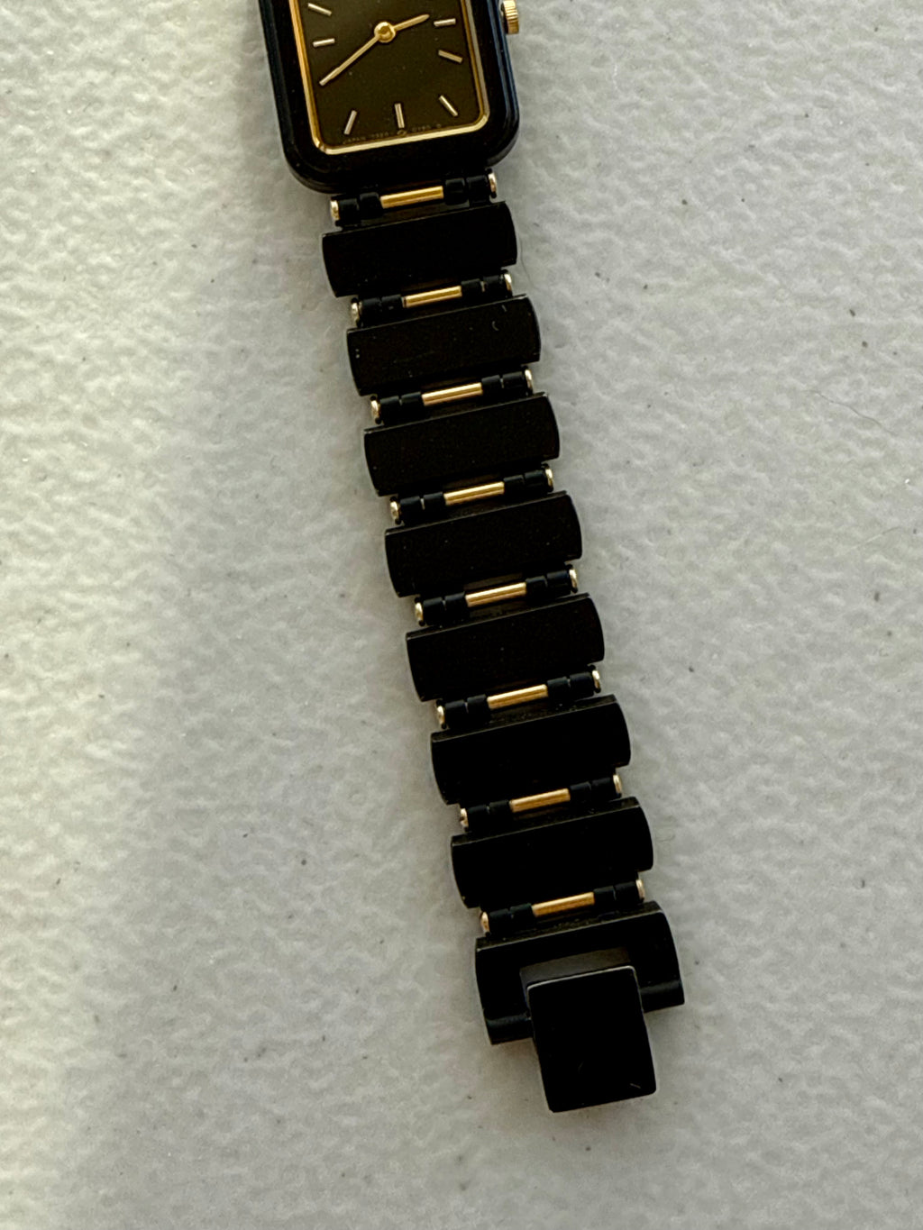 1994 Seiko Quartz Two Tone (Black/Gold) Tank Watch