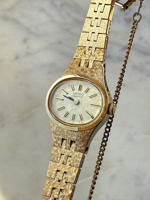 1984 Seiko Quartz Gold Tone Oval Bracelet Watch