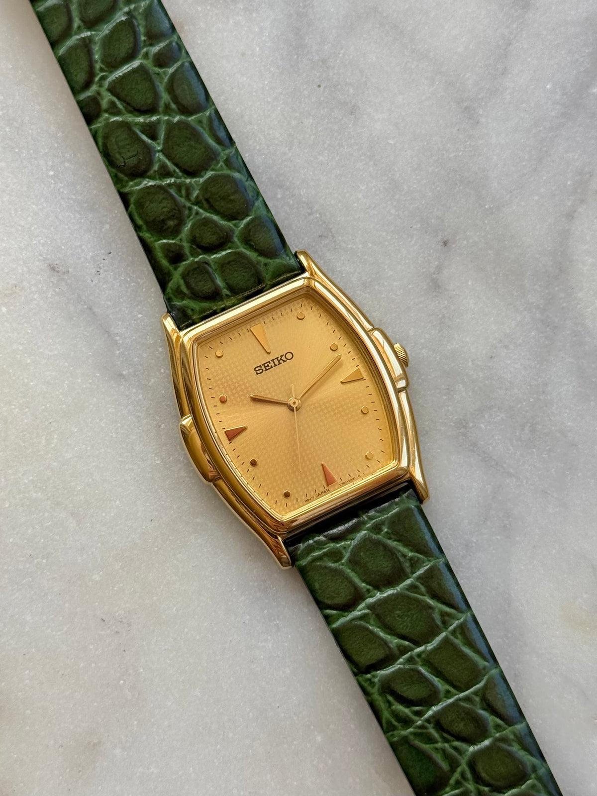 1988 Seiko Gold Tone Tonneau Watch
