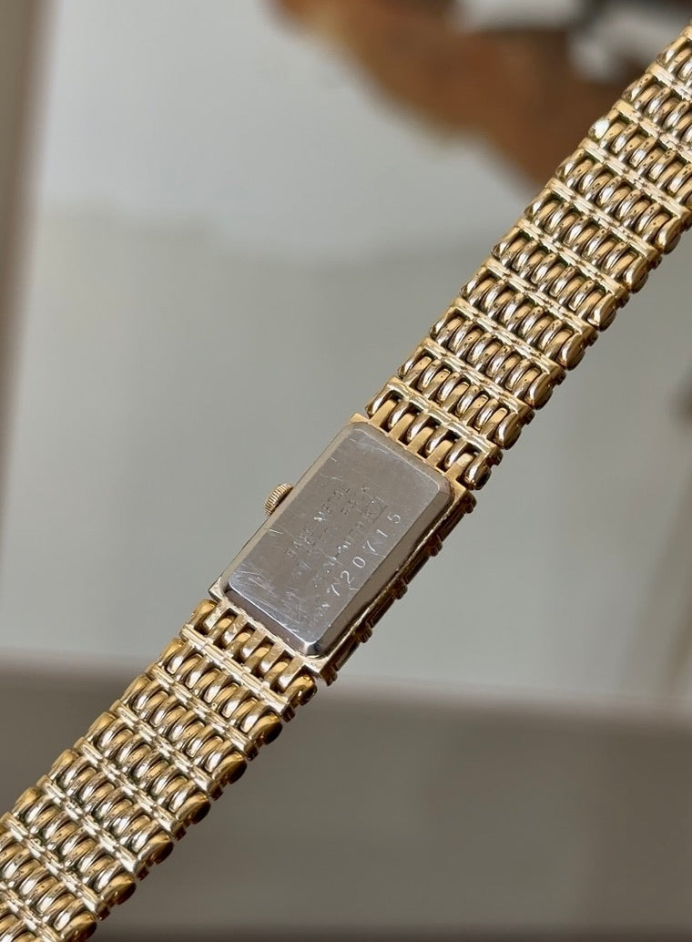 1987 Seiko Quartz Gold Tone Bracelet Tank Watch