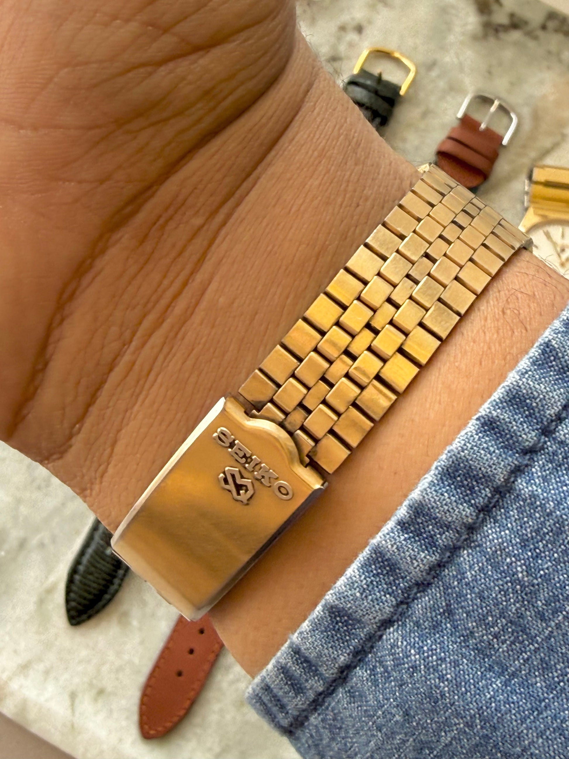 1979 Seiko Quartz Gold Tone Tv Dial Watch