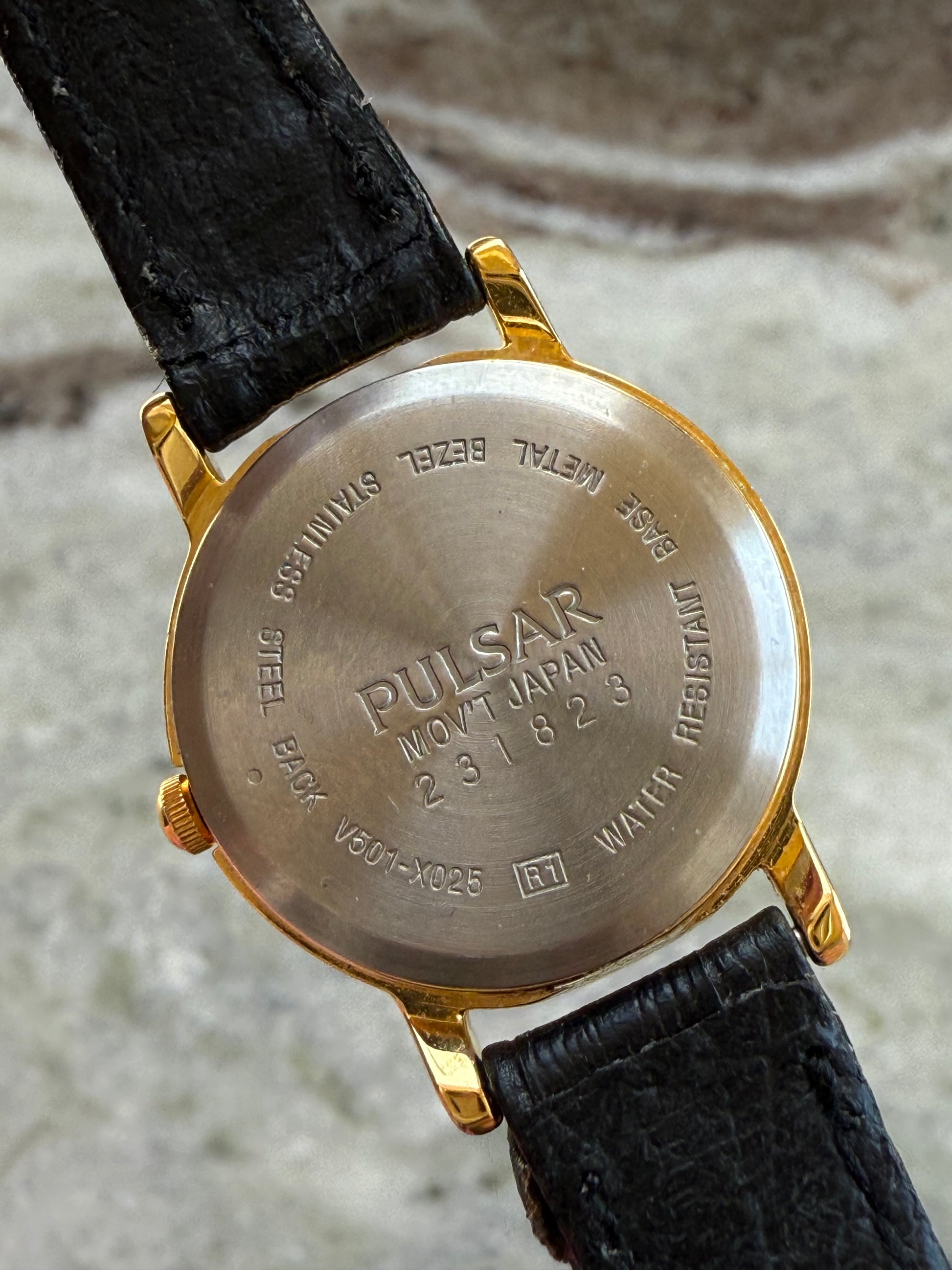 2002 Pulsar by SEIKO Gold Tone Watch