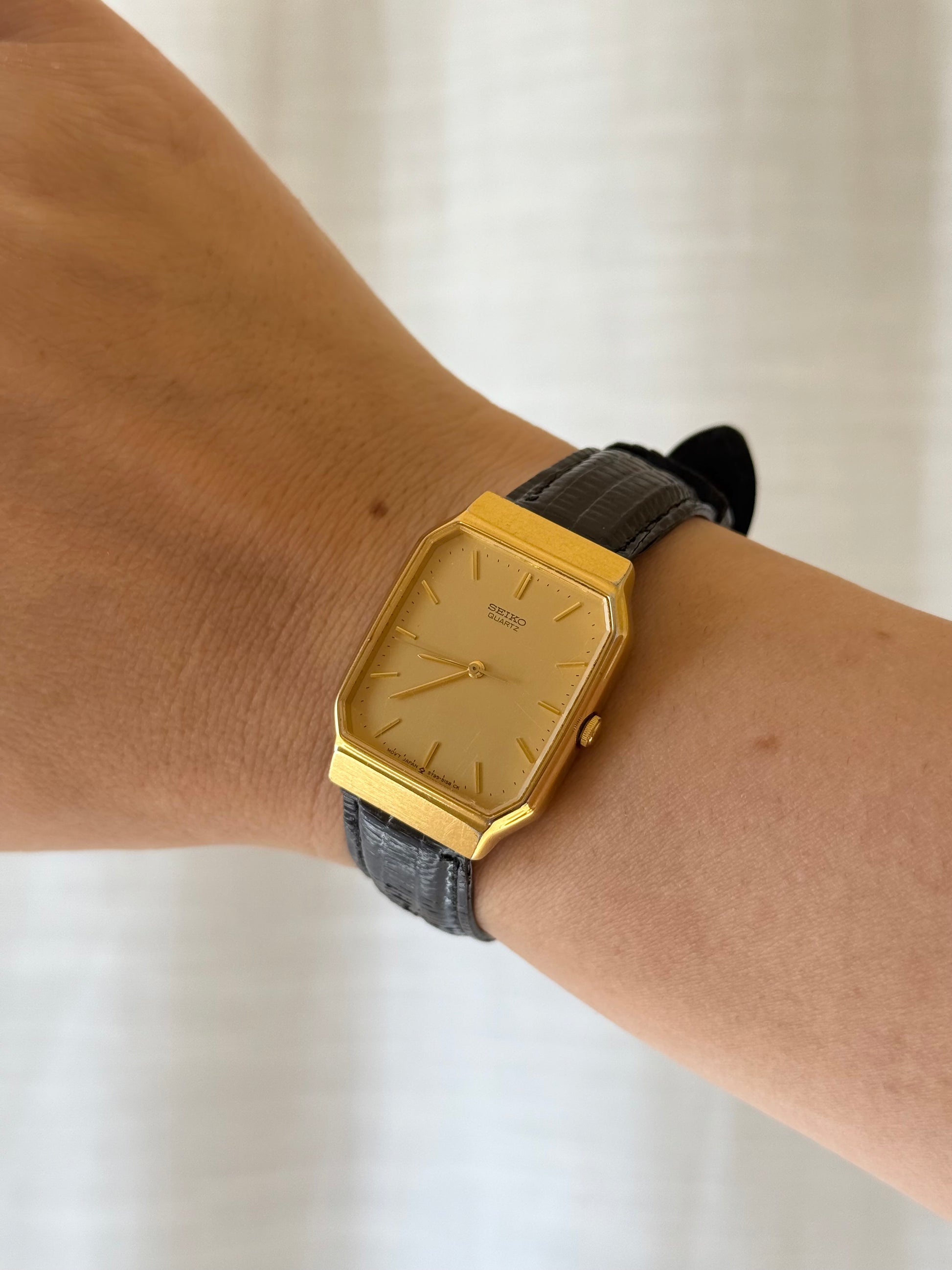 1989 Seiko Quartz Gold Tone Tank Watch
