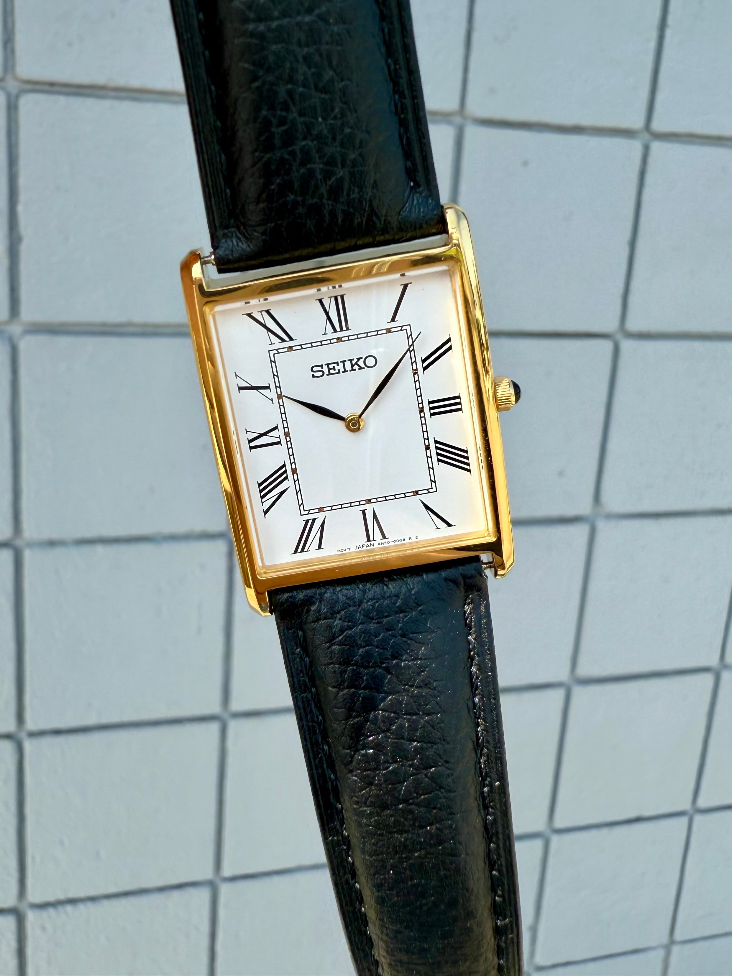 超美品!! セイコータンク4N30-0G00 Seiko Women's Watch 4N30 Silver Dot Dial Black Croc Leather