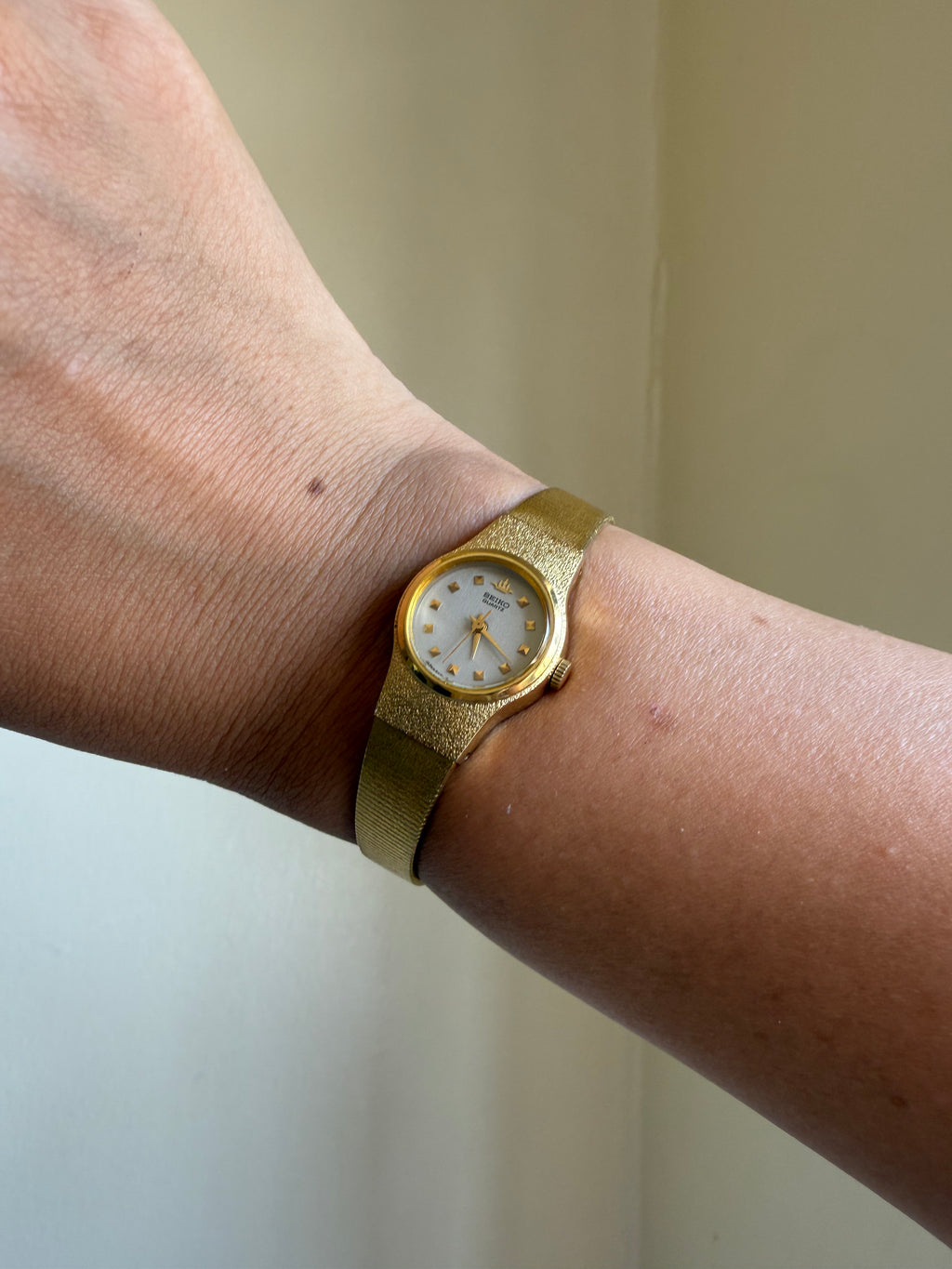 1988 Seiko Galaxy Quartz Gold Tone Watch