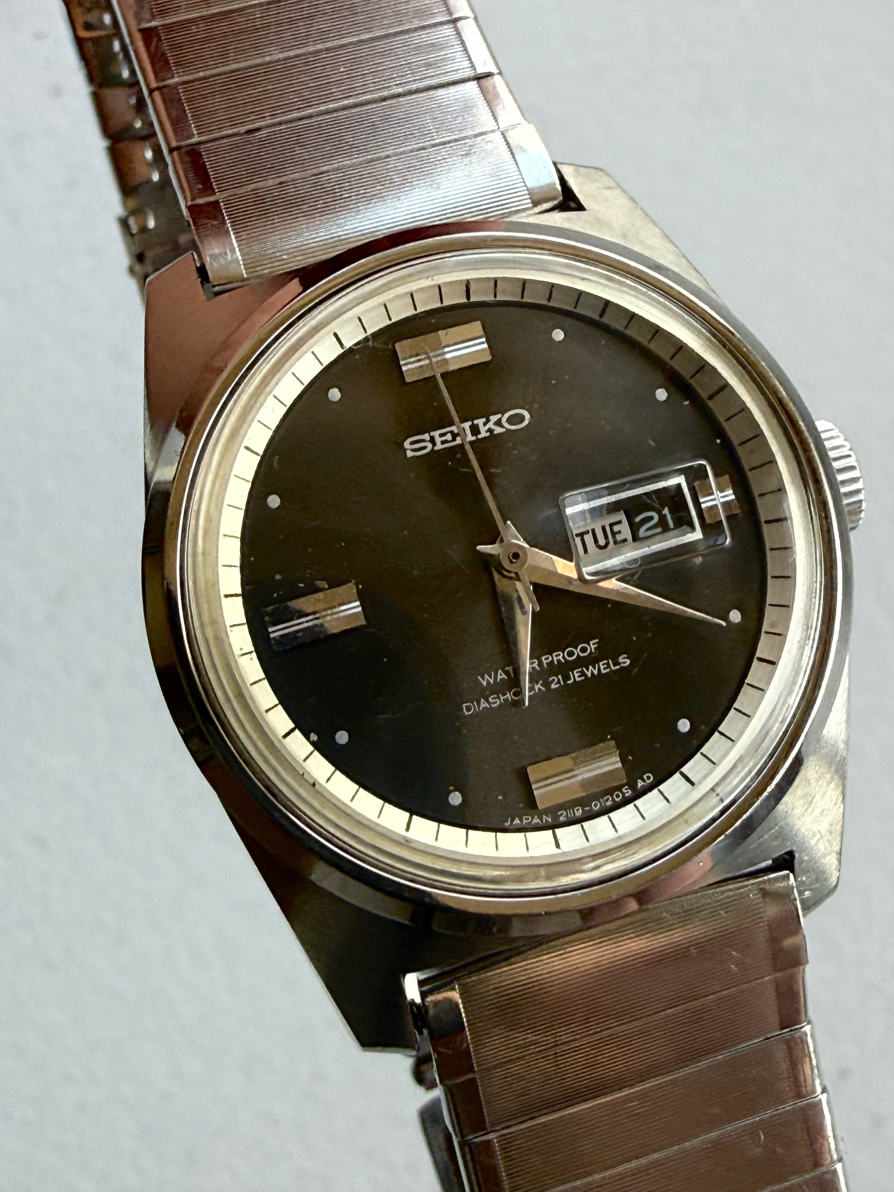 1970’s Seiko Diashock 21 Jewel Day Date Mechanical Watch