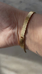 1984 Seiko Quartz Gold Tone Oval Bracelet Watch