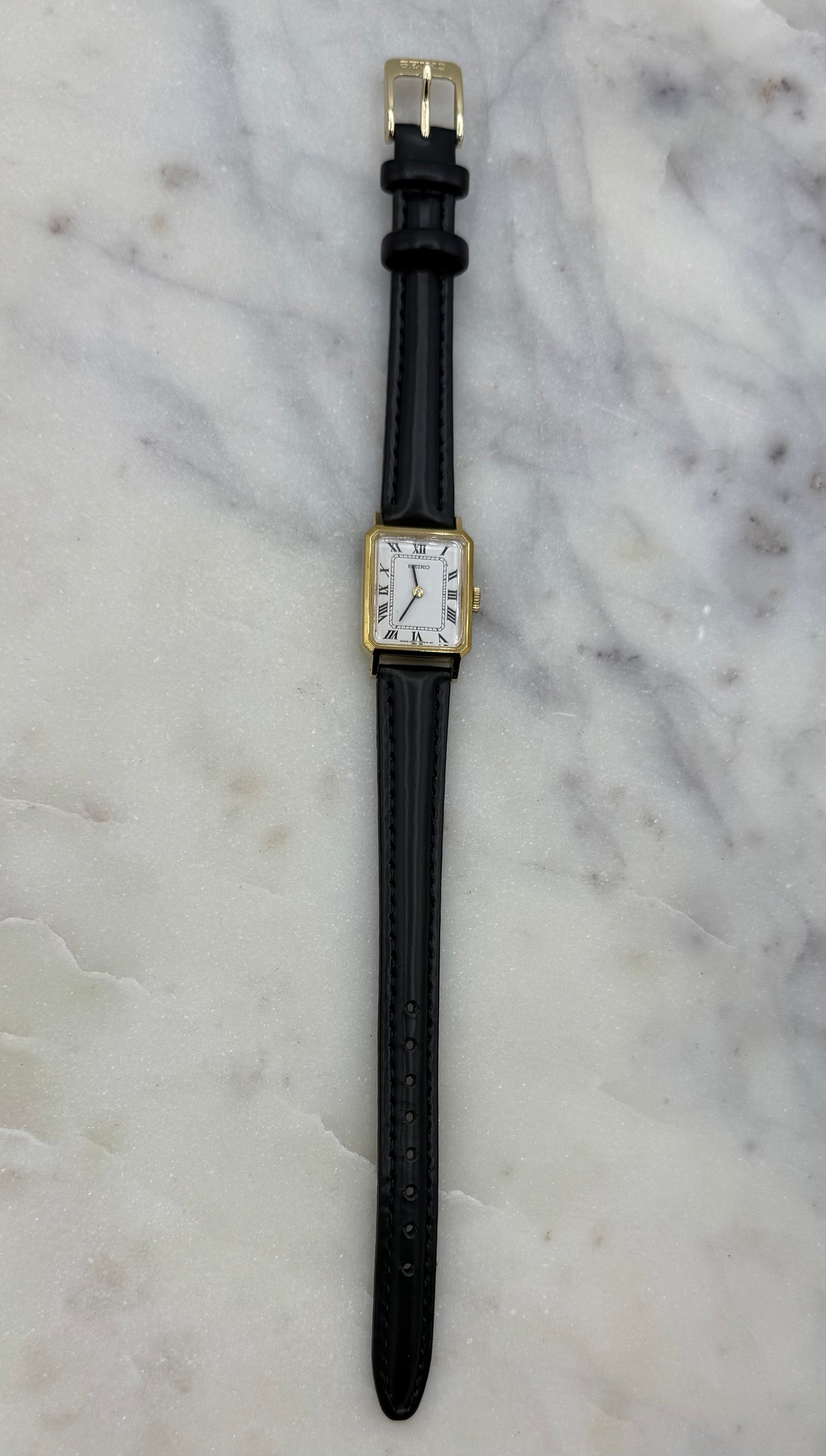 Seiko Wind Up 1970s Gold Tone Tank Watch (Great Condition)