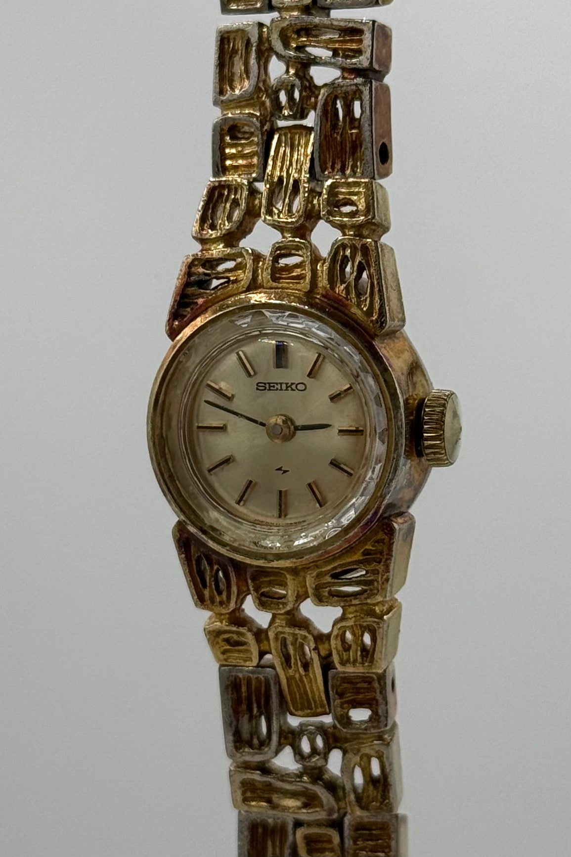 Seiko Gold Plated Vintage Wind Up Watch (Fair Condition)