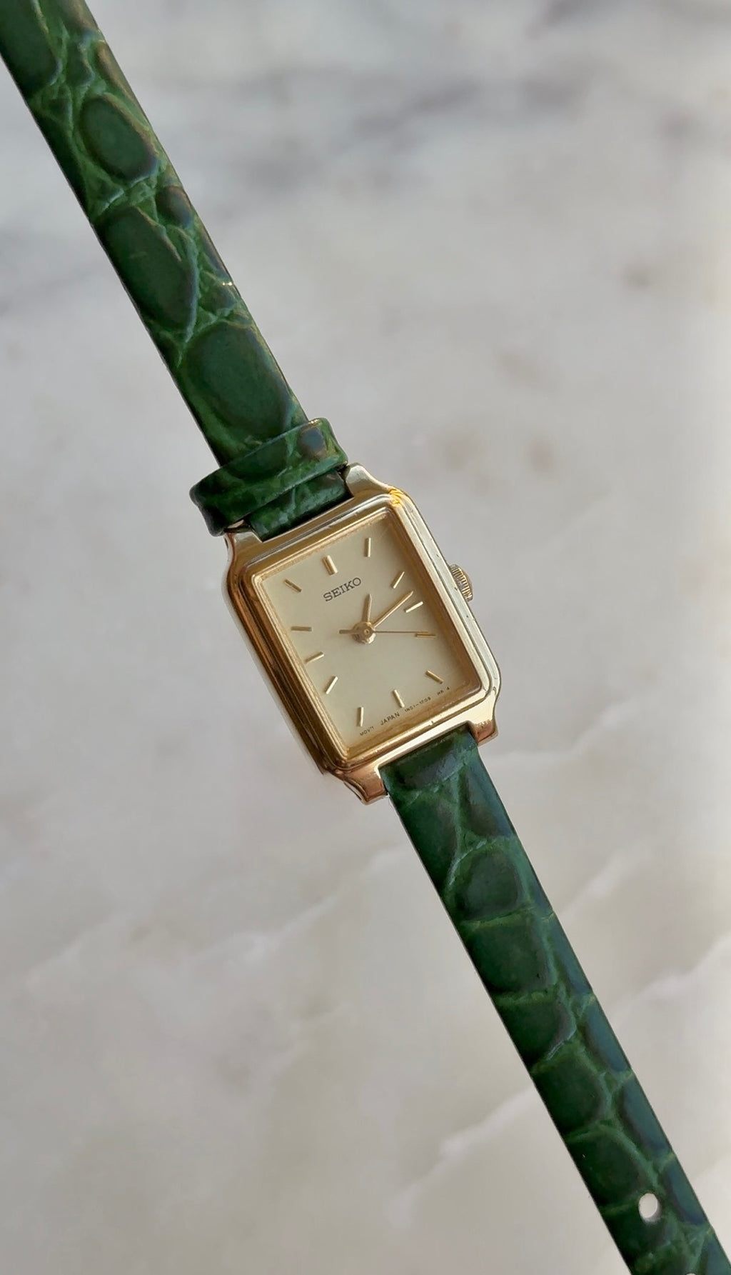 1994 Seiko Gold Tone Tank Watch
