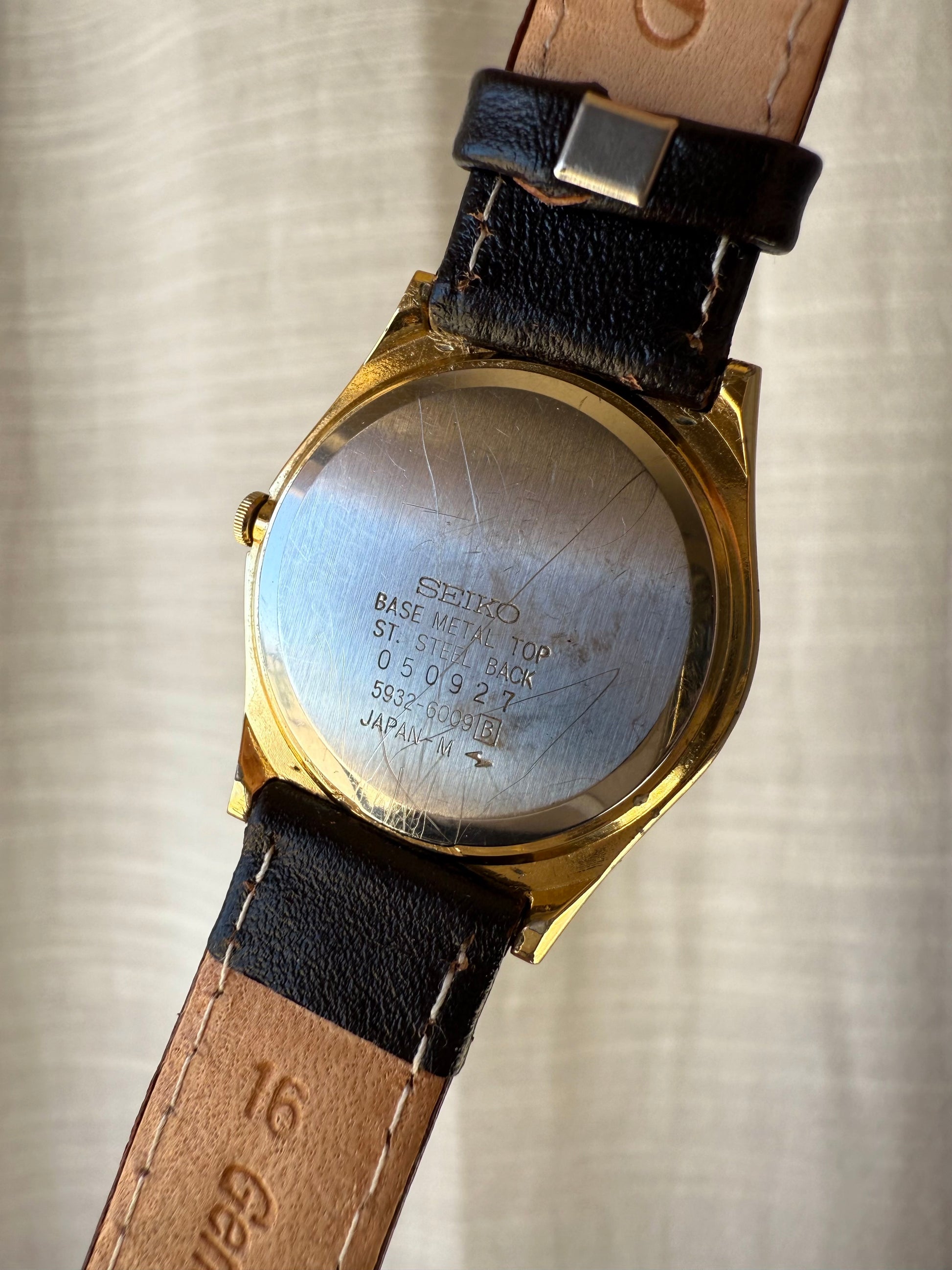 1980 Seiko Quartz Date Adjust “Very Thin” Gold Tone Watch