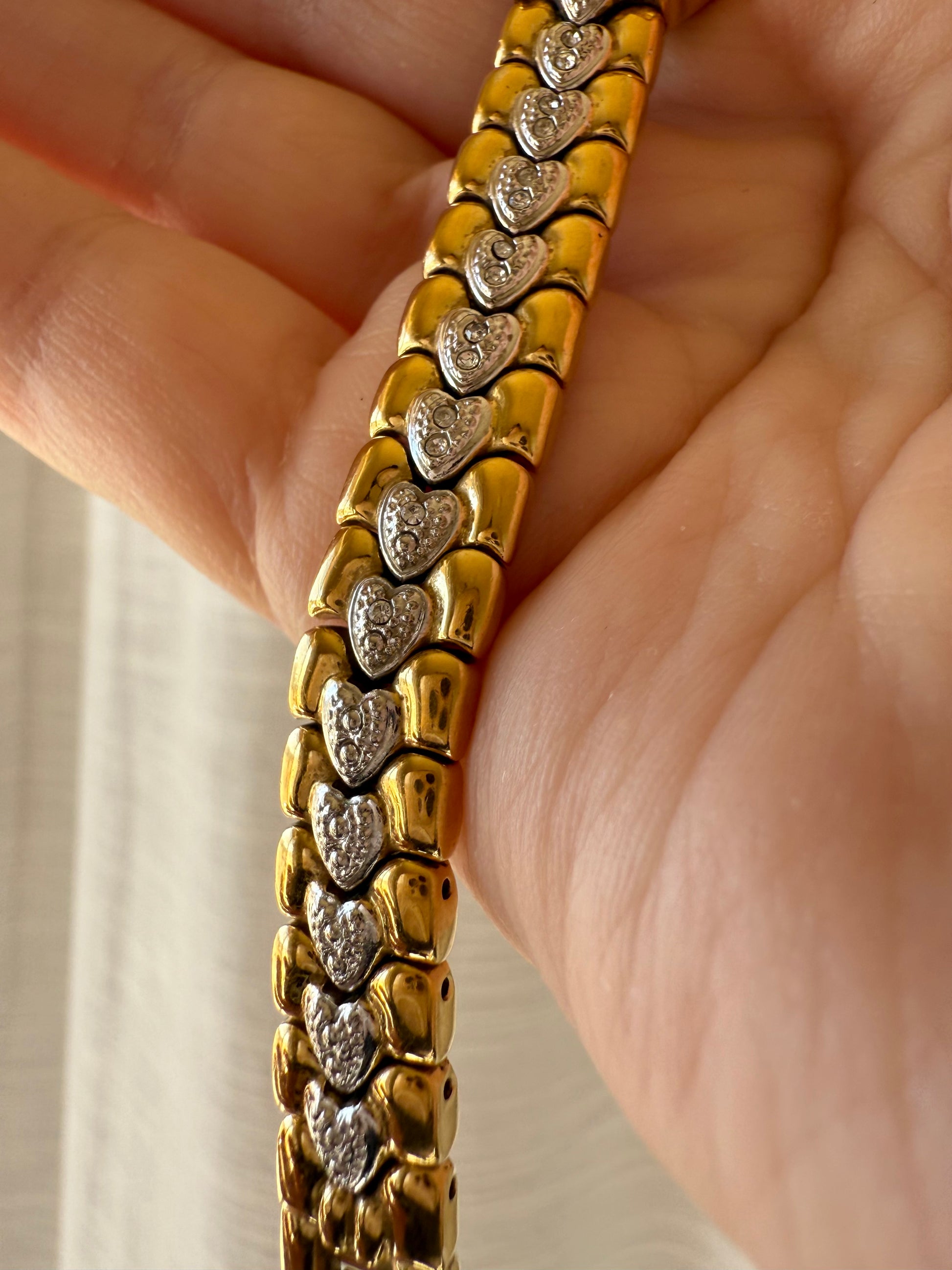 1990’s Elgin Crystal Hearts Gold Tone Quartz Watch
