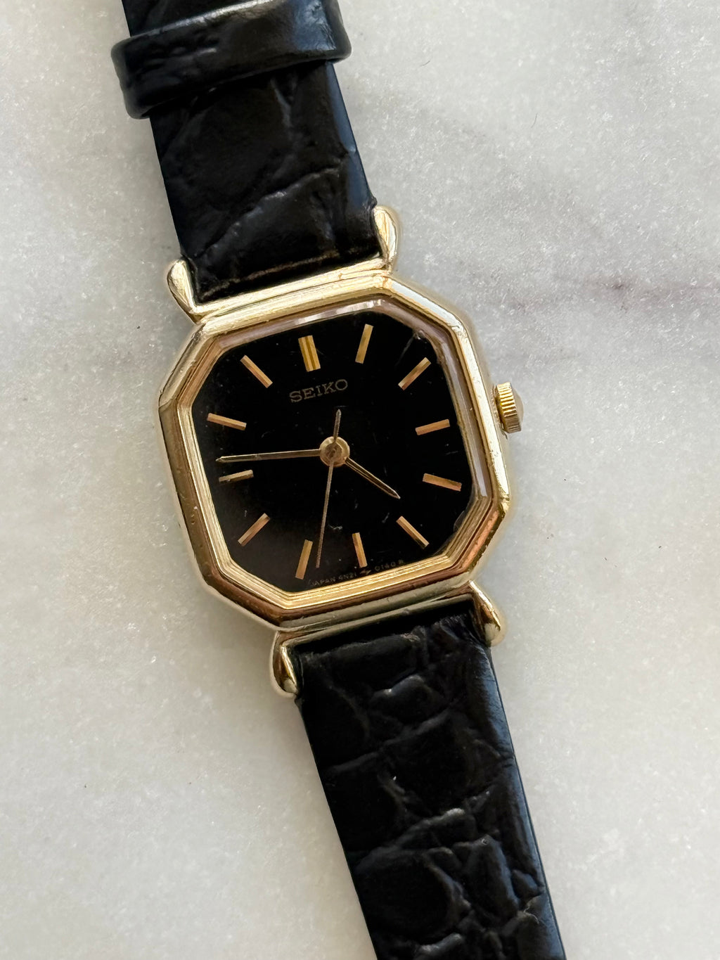 1999 Seiko Gold Tone Hexagon Tank Watch