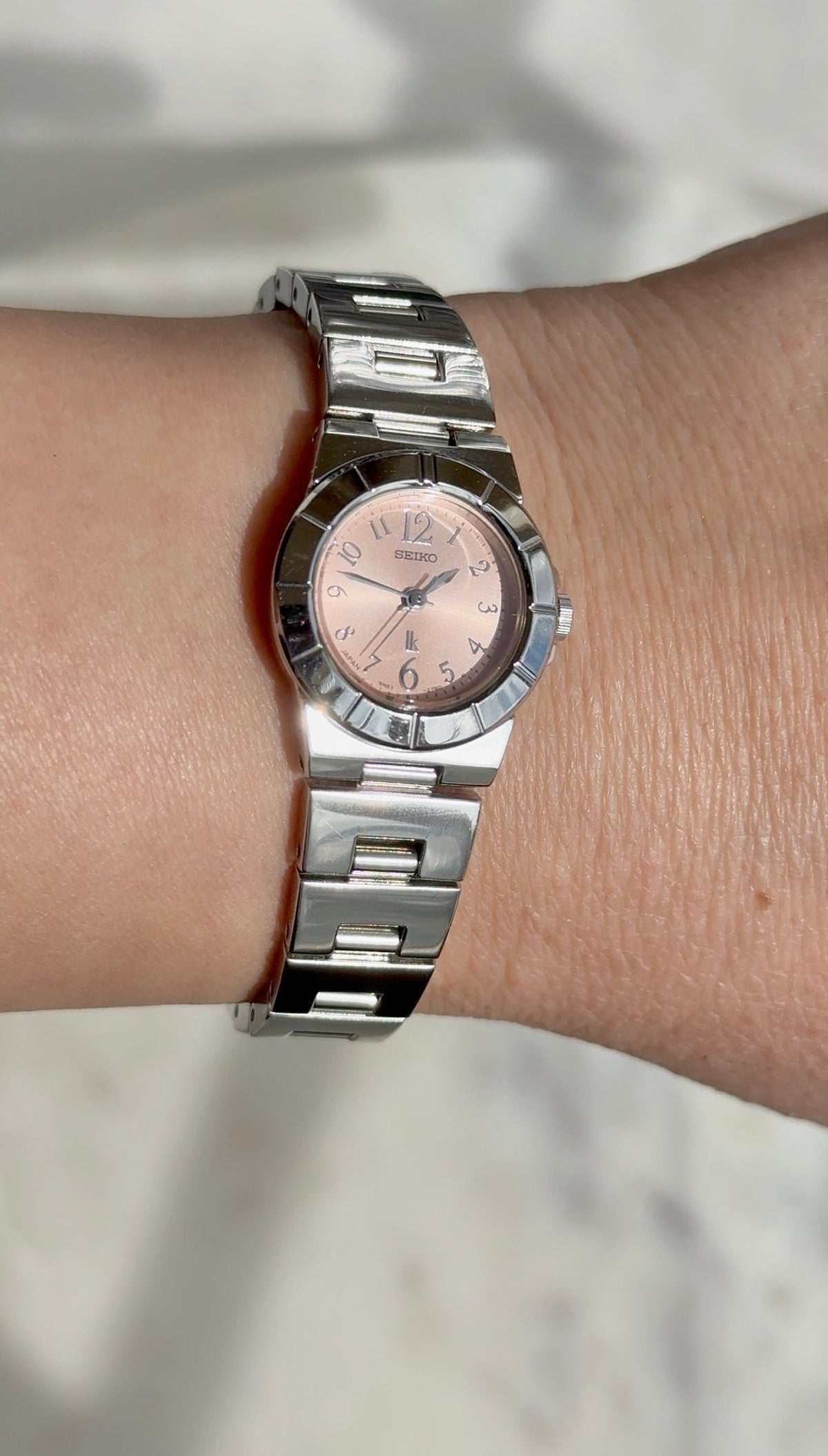 2000 Seiko Lukia Quartz Silver Tone Watch