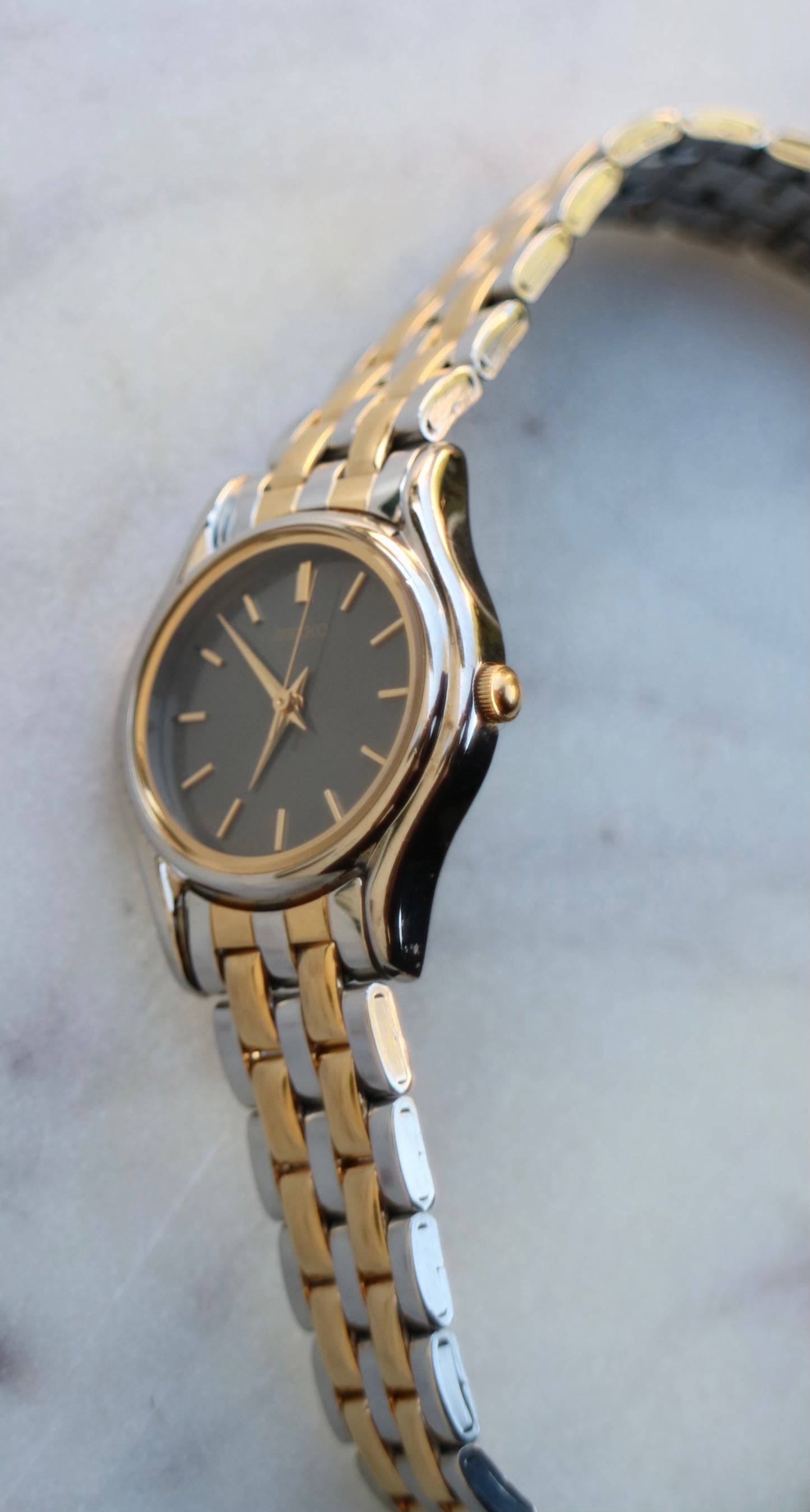 Vintage Seiko Quartz Watch Dual Tone Steel Band