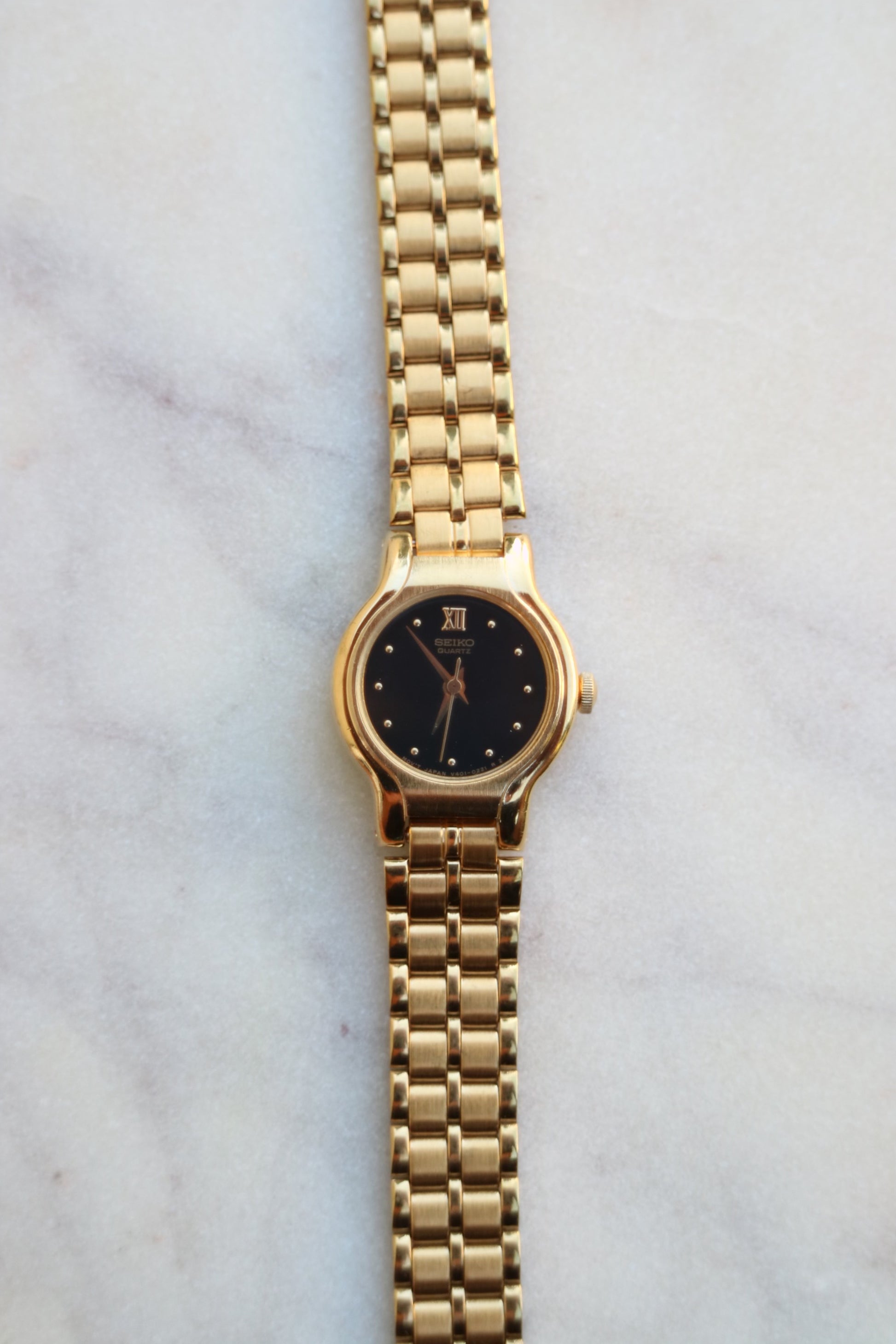 Seiko Quartz Watch Gold Tone Black Analog (NEAR MINT)