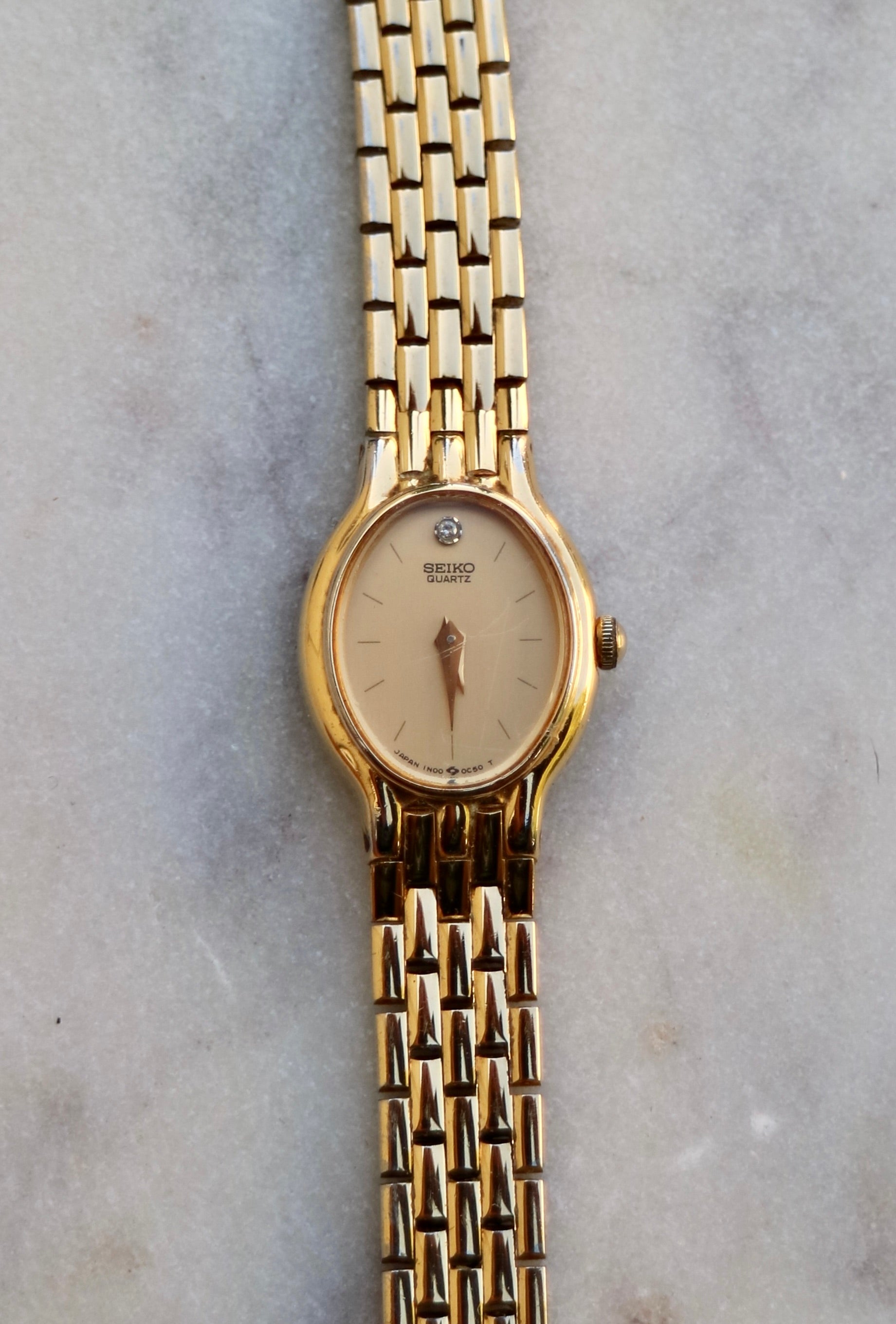 Seiko Vintage Women’s Gold Tone Steel Gold Dial Quartz Watch