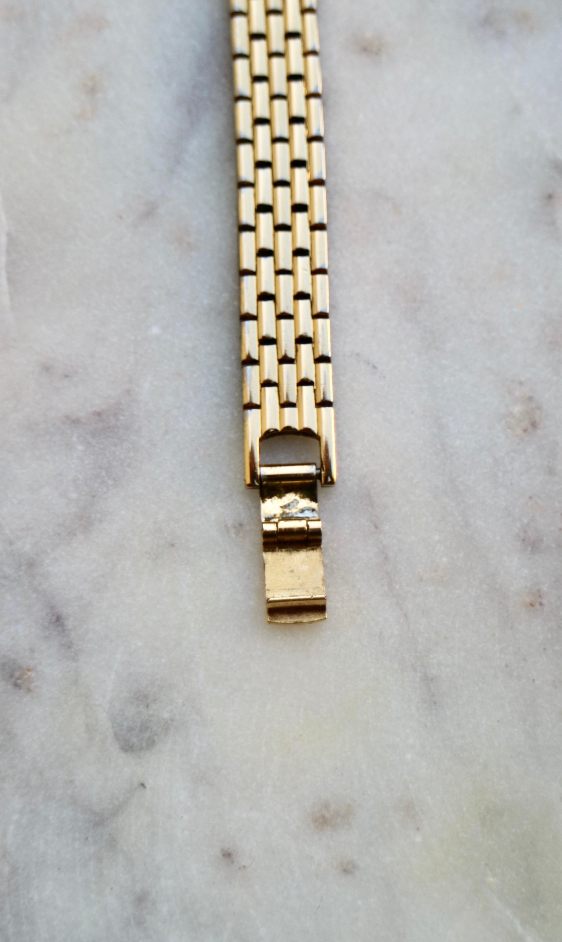 Seiko Vintage Women’s Gold Tone Steel Gold Dial Quartz Watch