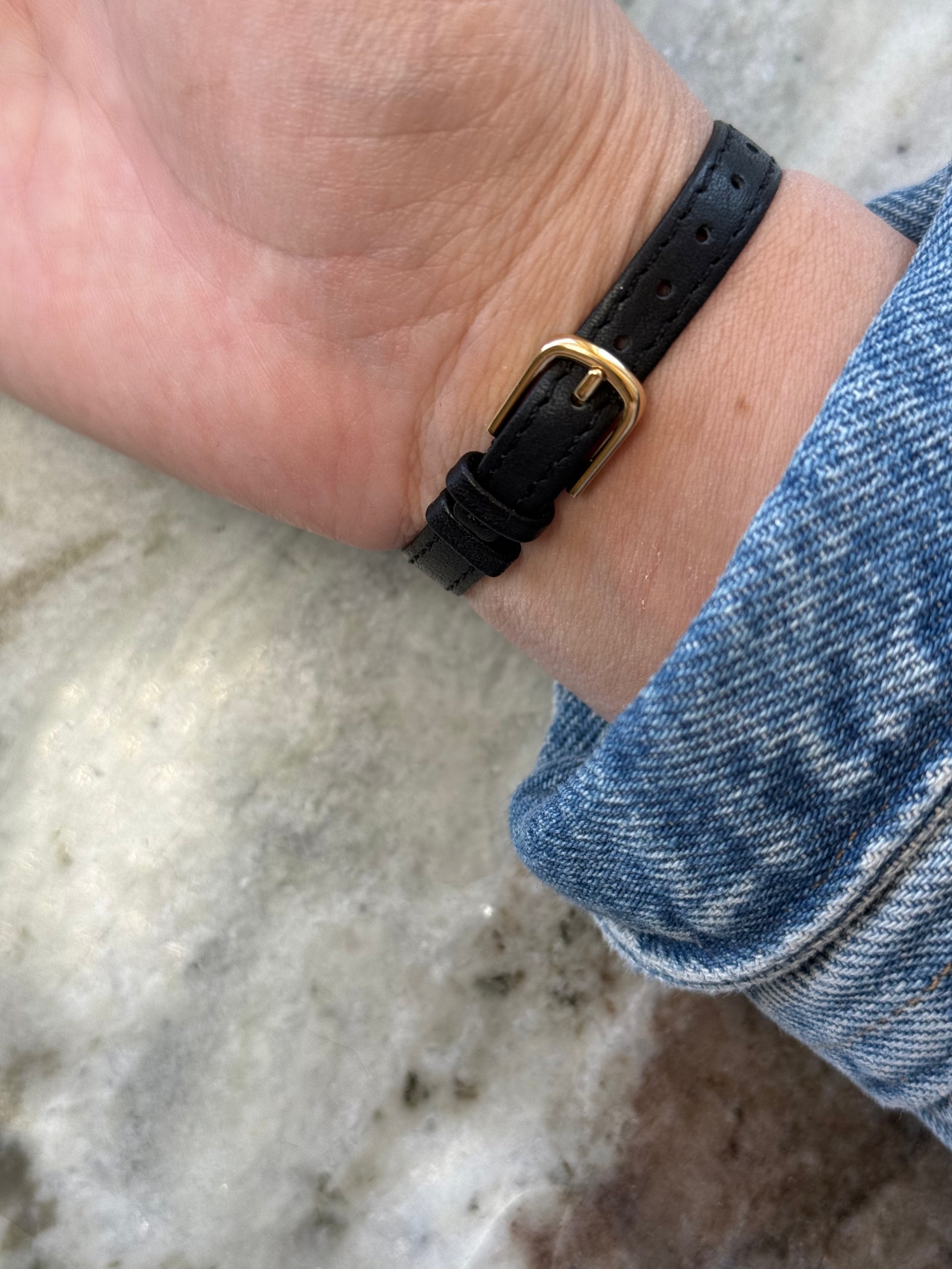 1996 Seiko Tonneau Tank Gold Tone Watch