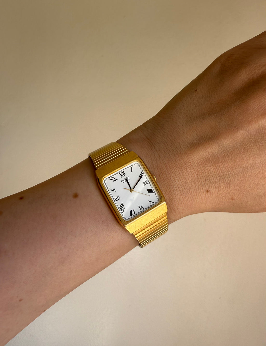 Seiko Quartz Rare 89’ Roman Numeral Tank Watch (Near Mint)