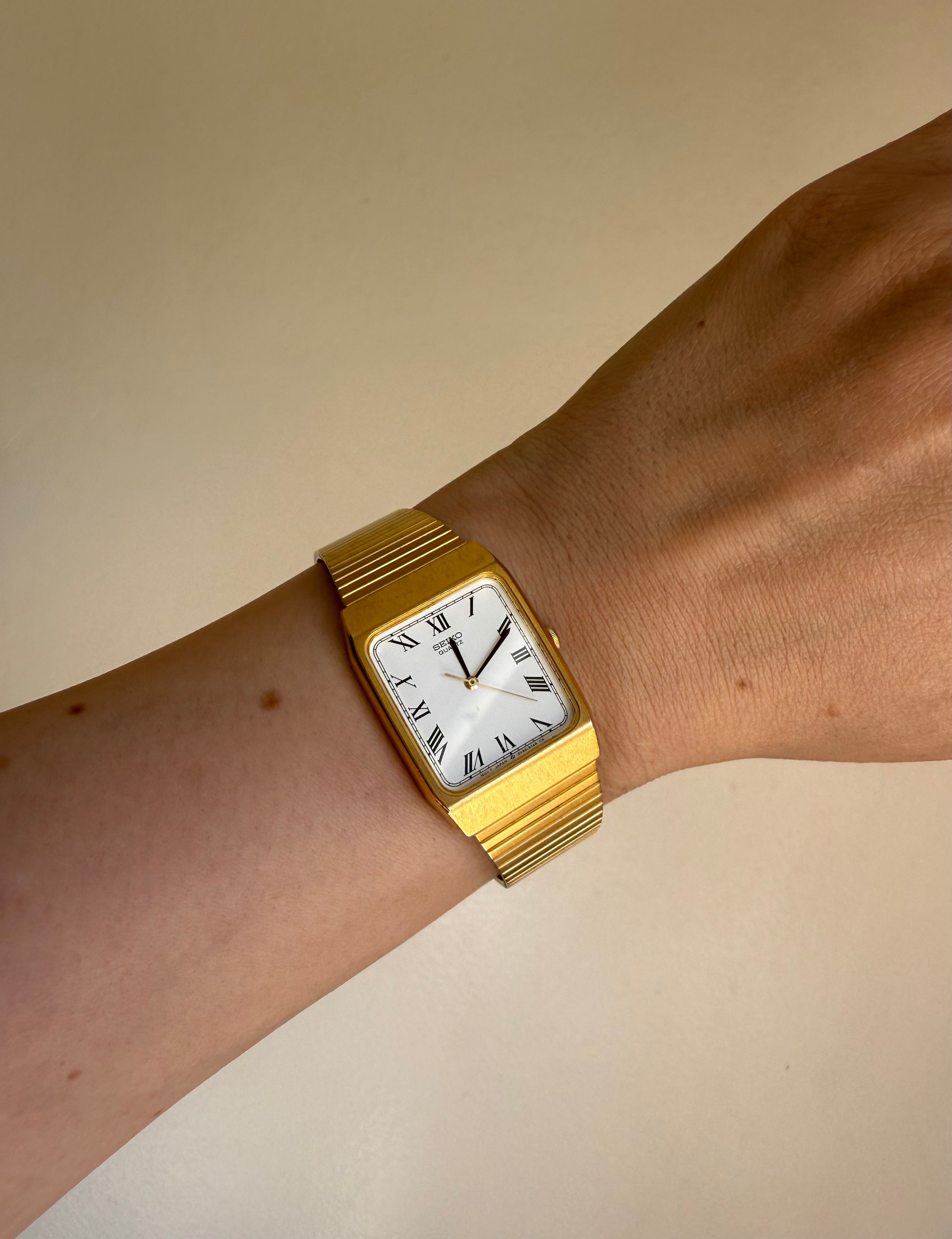Seiko Quartz Rare 89’ Roman Numeral Tank Watch (Near Mint)